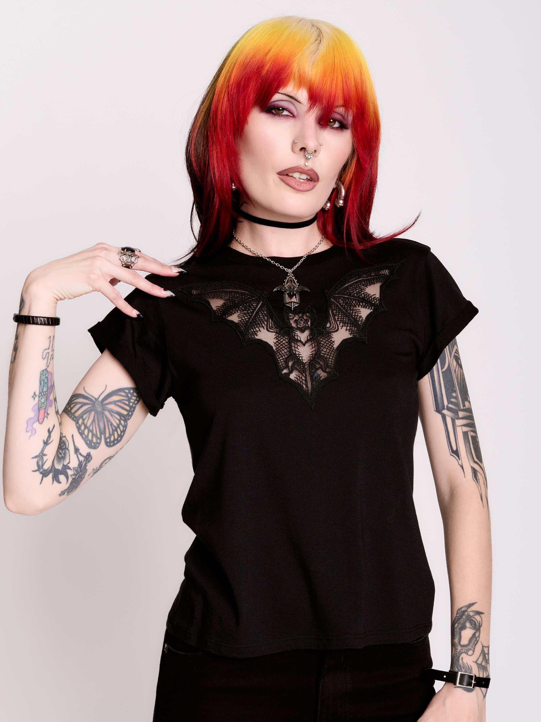 BAT APPLIQUE T-SHIRT