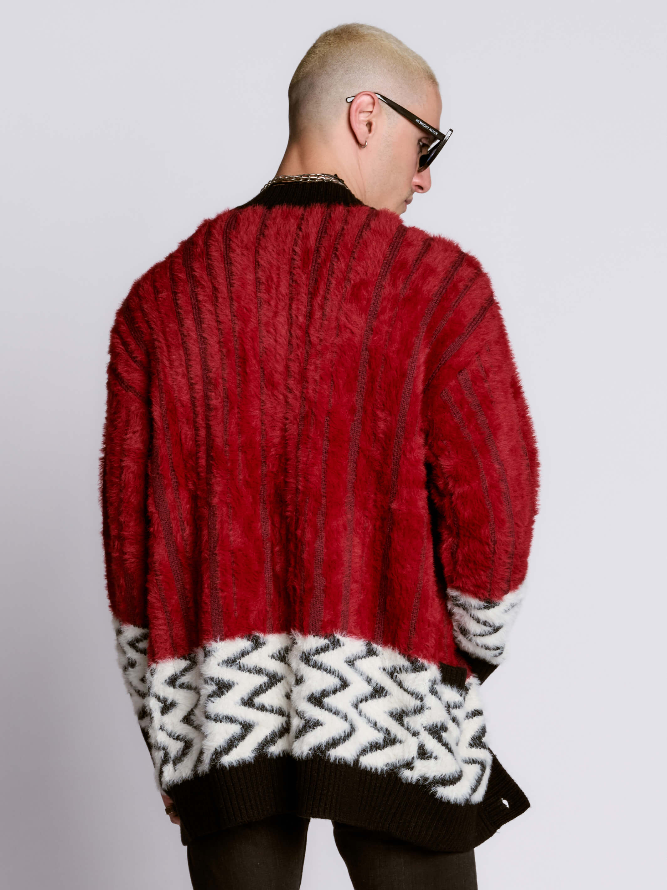 BLACK LODGE SWEATER
