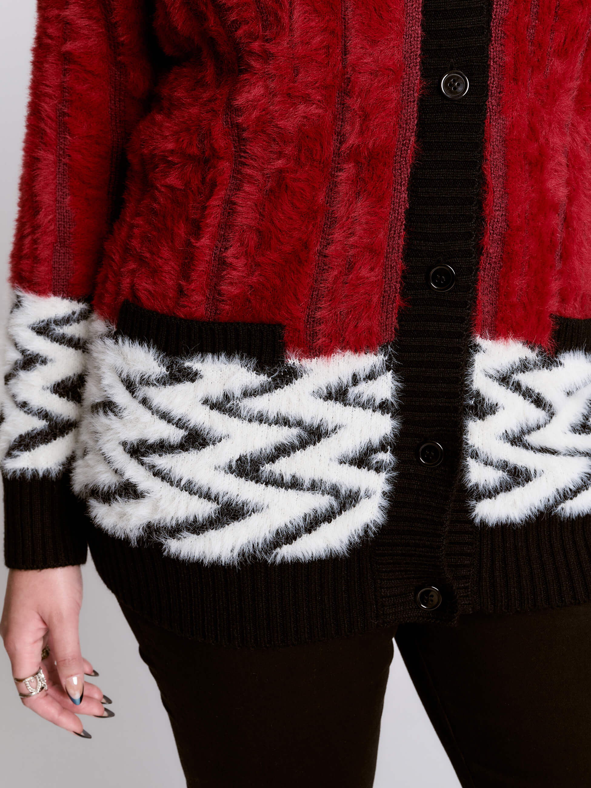 BLACK LODGE Cardigan