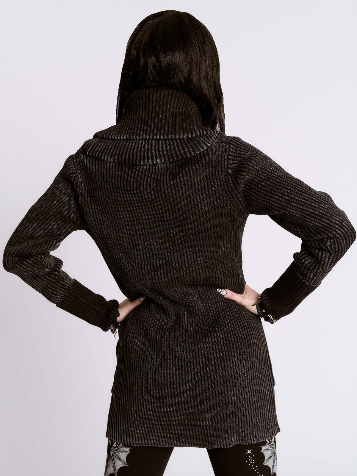 DISTRESSED RIB CARDIGAN