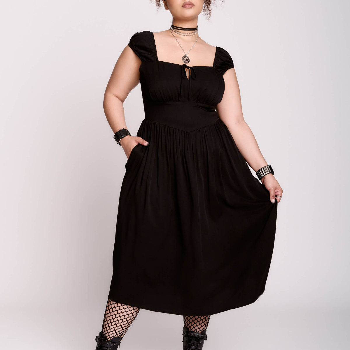 black semi formal dresses plus size Dress Women Cold Shoulder Floral Lace Maxi Party Evening Camis Long Dress and designed to make you stand out on your cruise journey. Berylove Women Maxi Mother Dress
