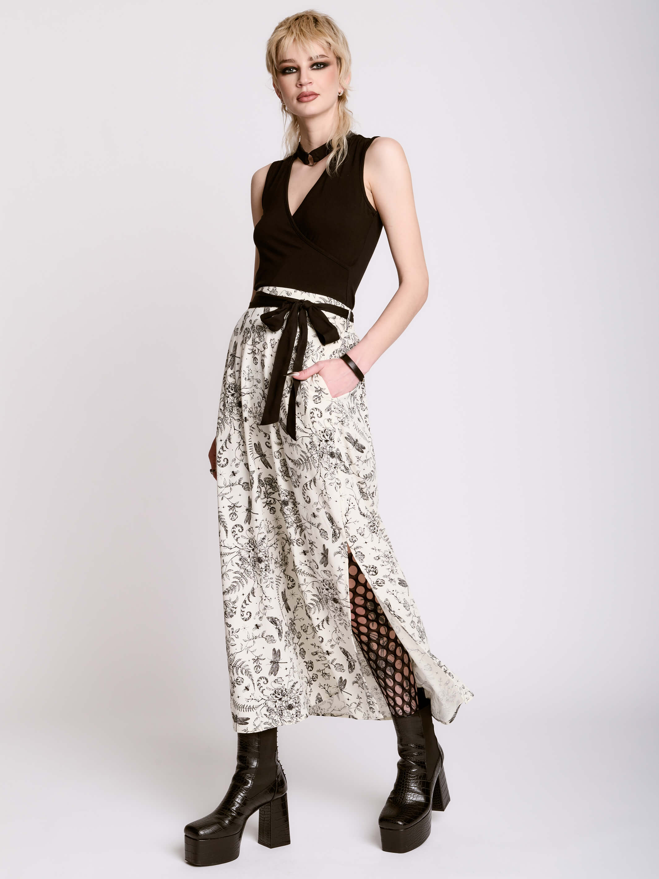 IVORY VICTORIAN MIDI SKIRT