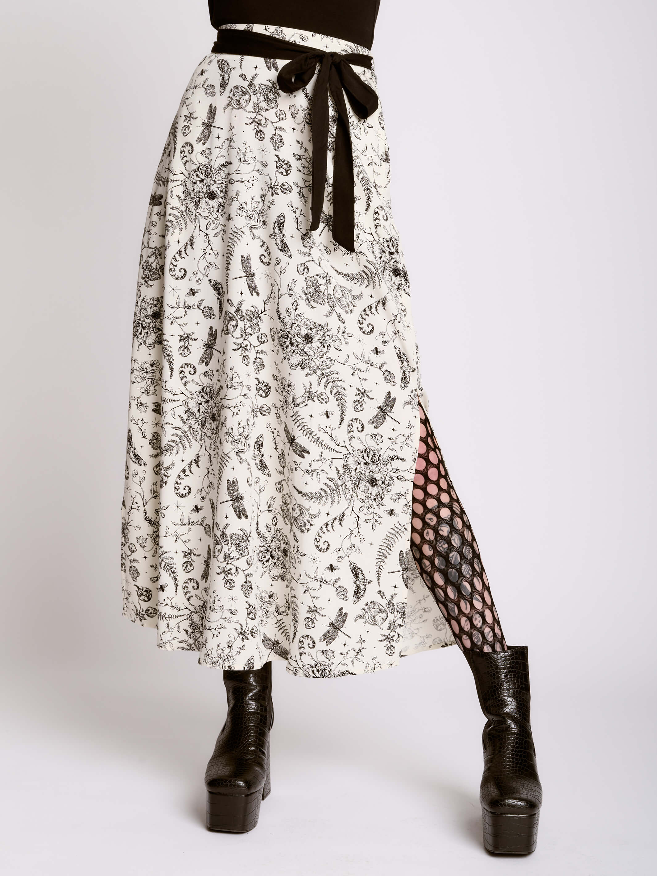 IVORY VICTORIAN MIDI SKIRT