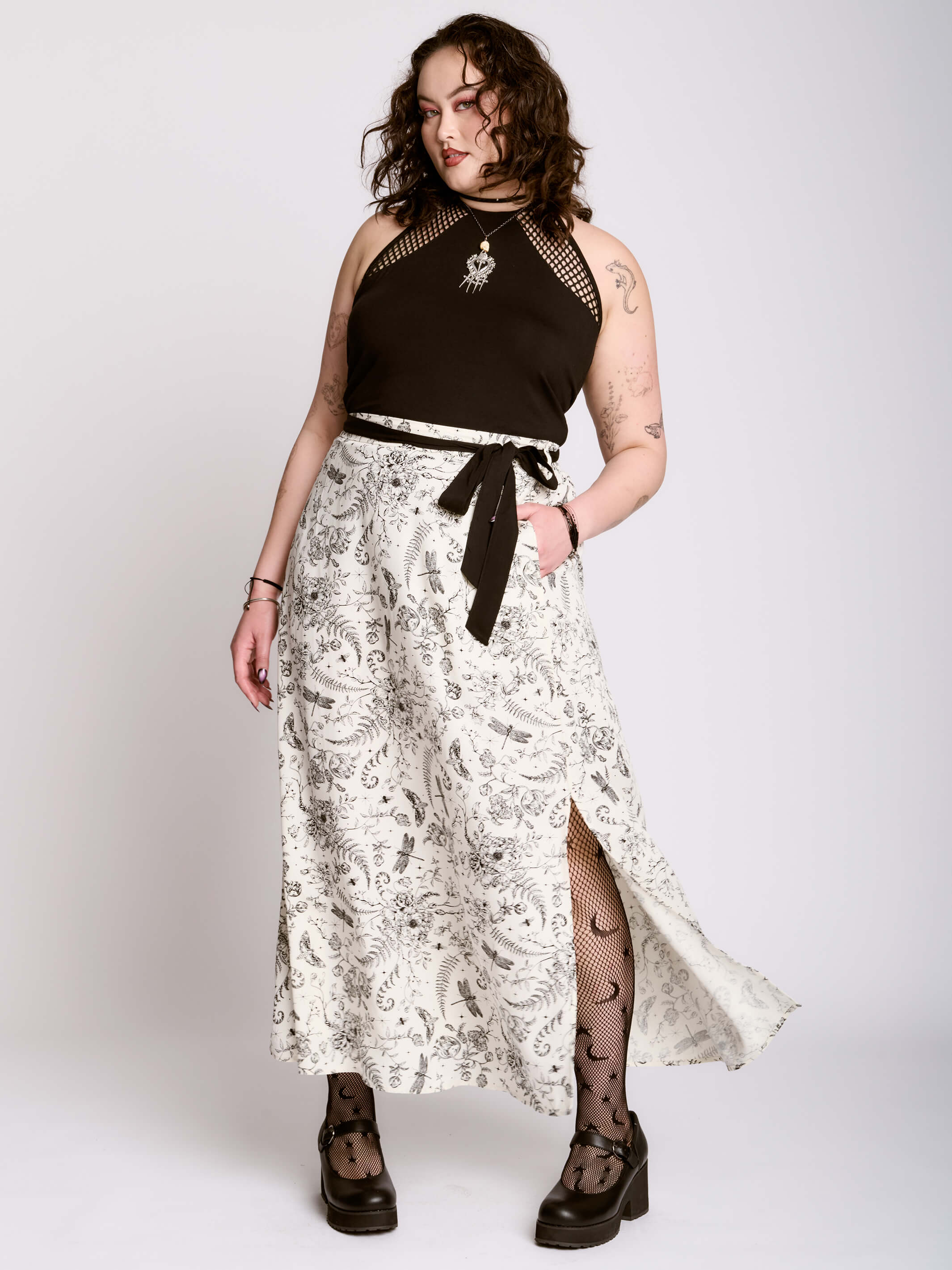 IVORY VICTORIAN MIDI SKIRT