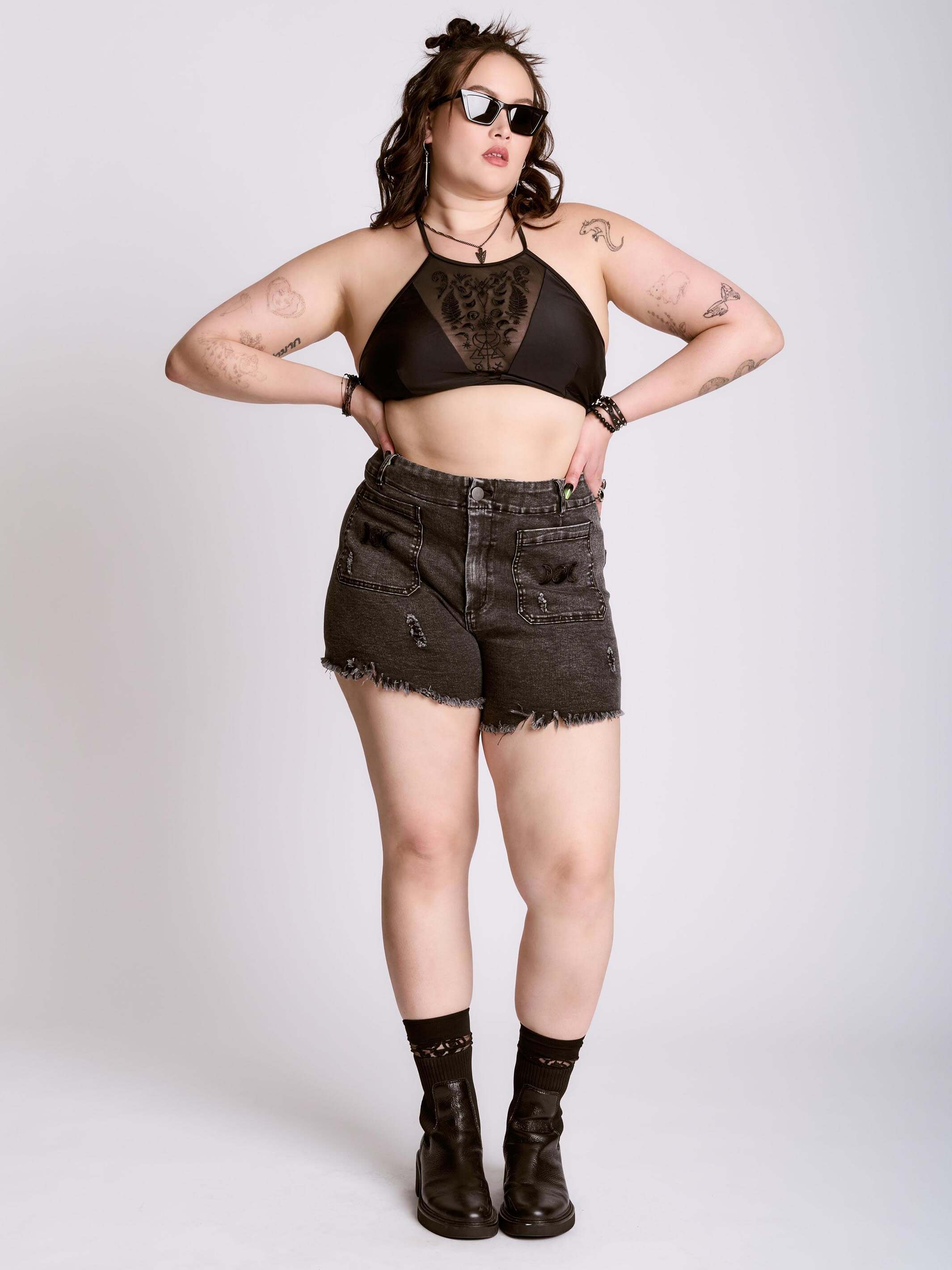 MINERAL WASHED SHORT