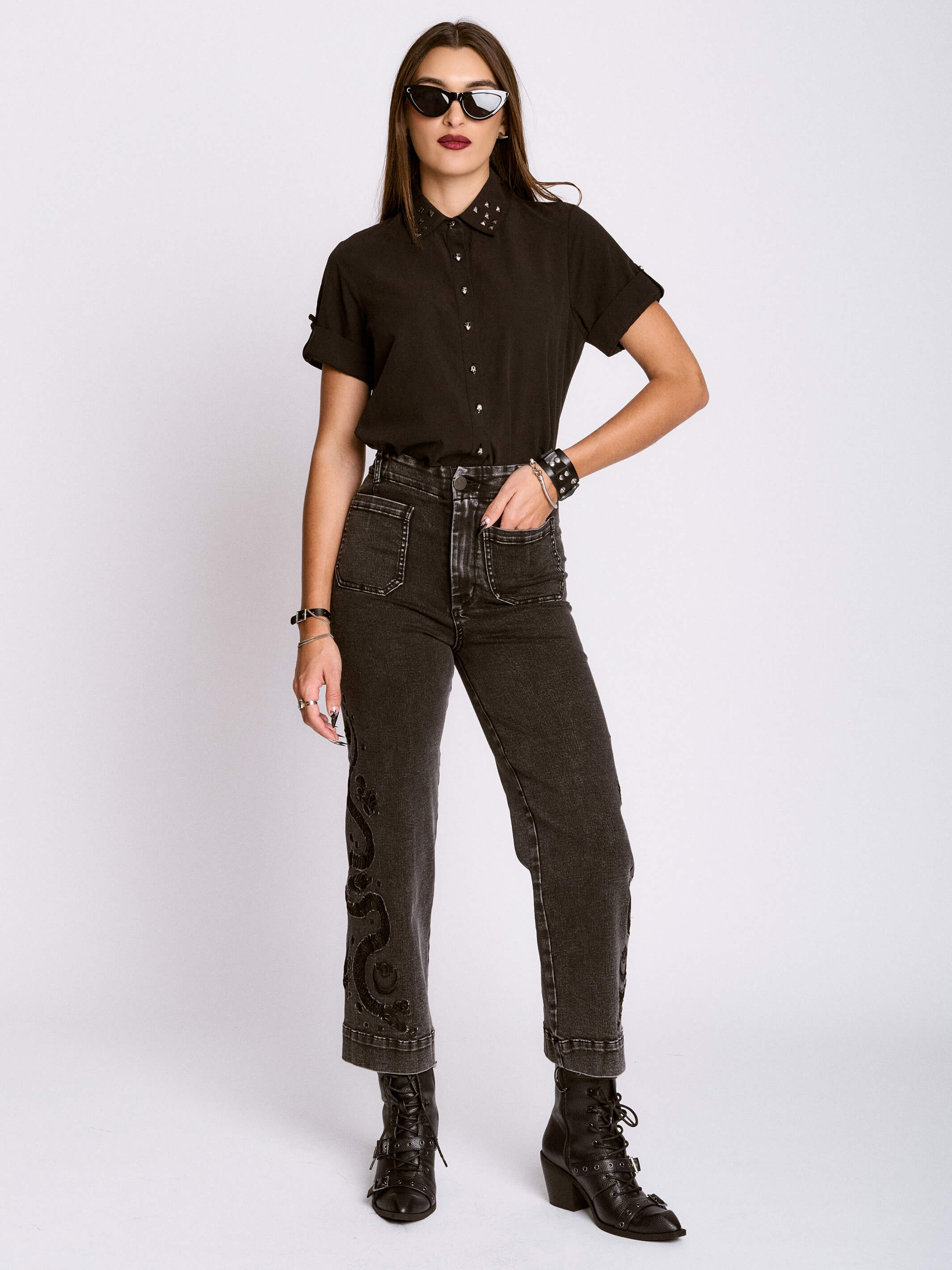 STUDDED SKULL BUTTON SHIRT