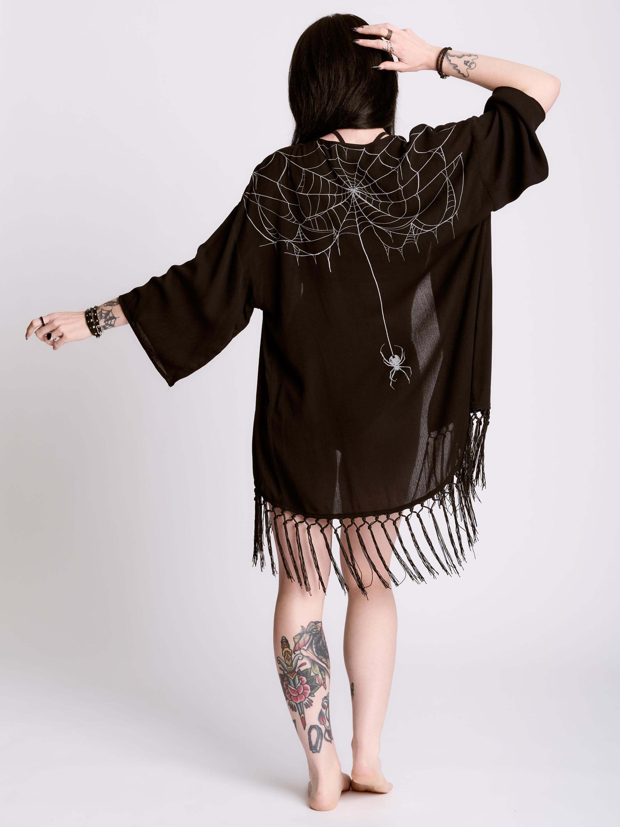 GREY SPIDERWEB KIMONO