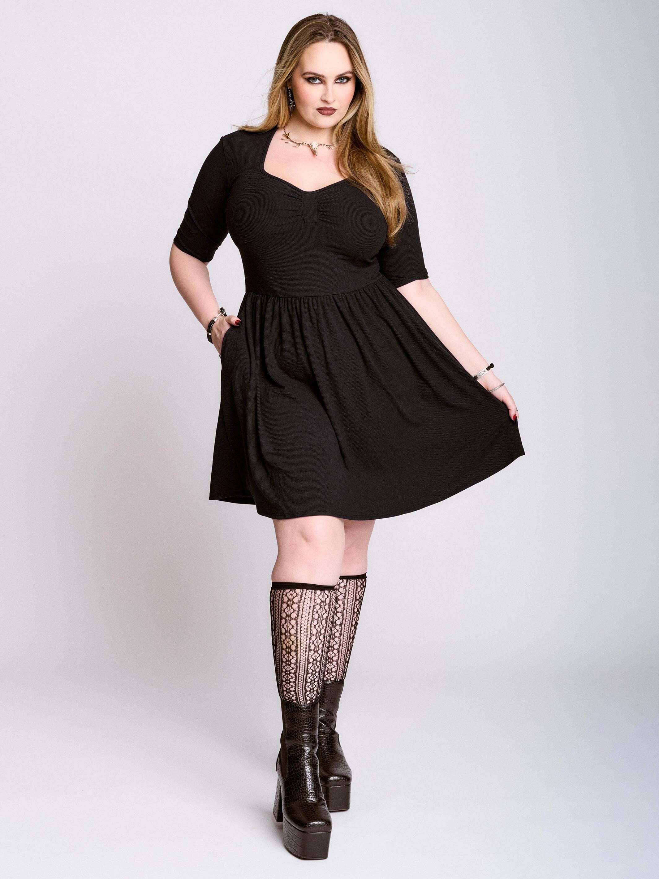 Spine Sweetheart Dress