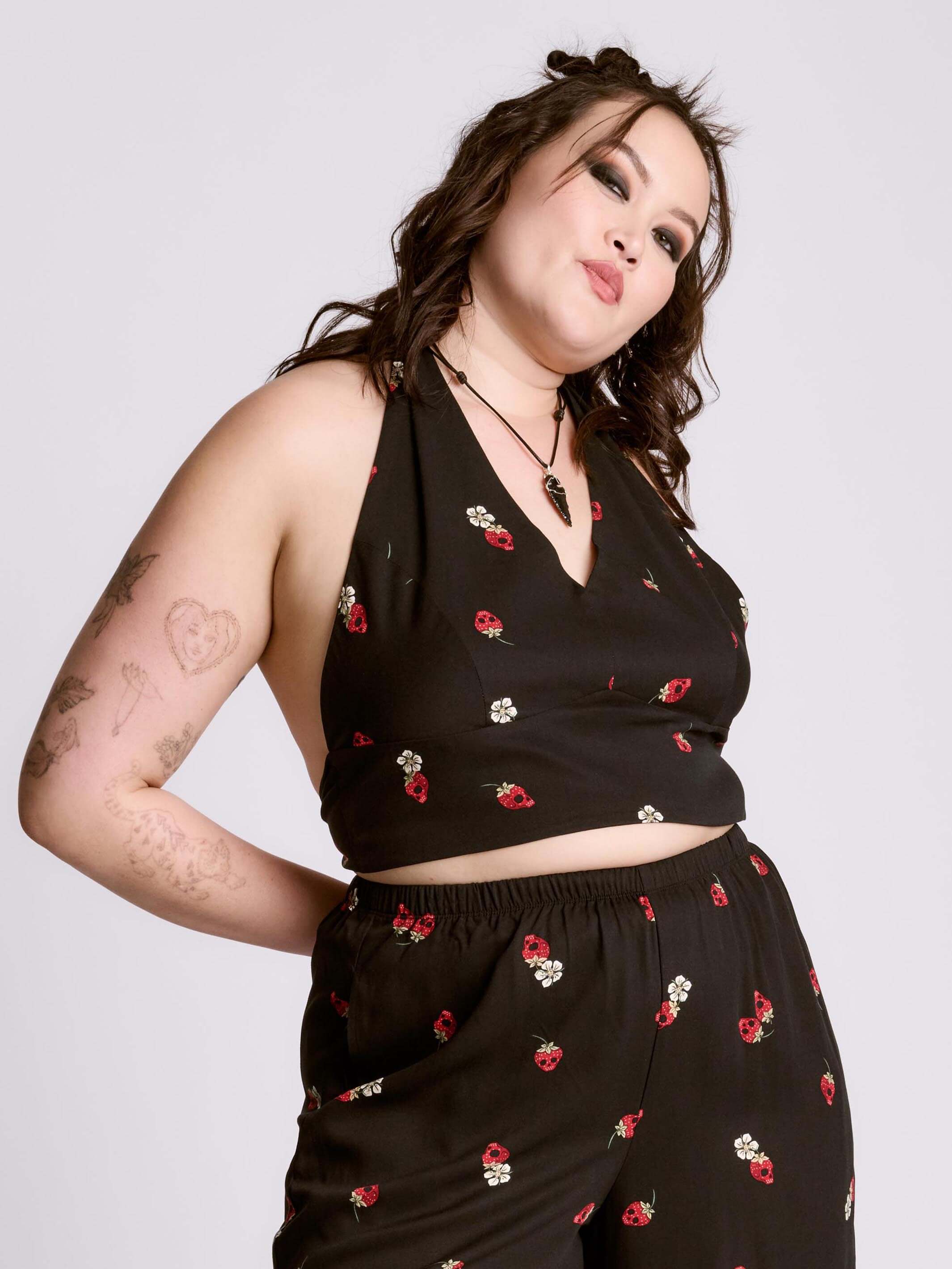 STRAWBERRY Skull Woven Halter