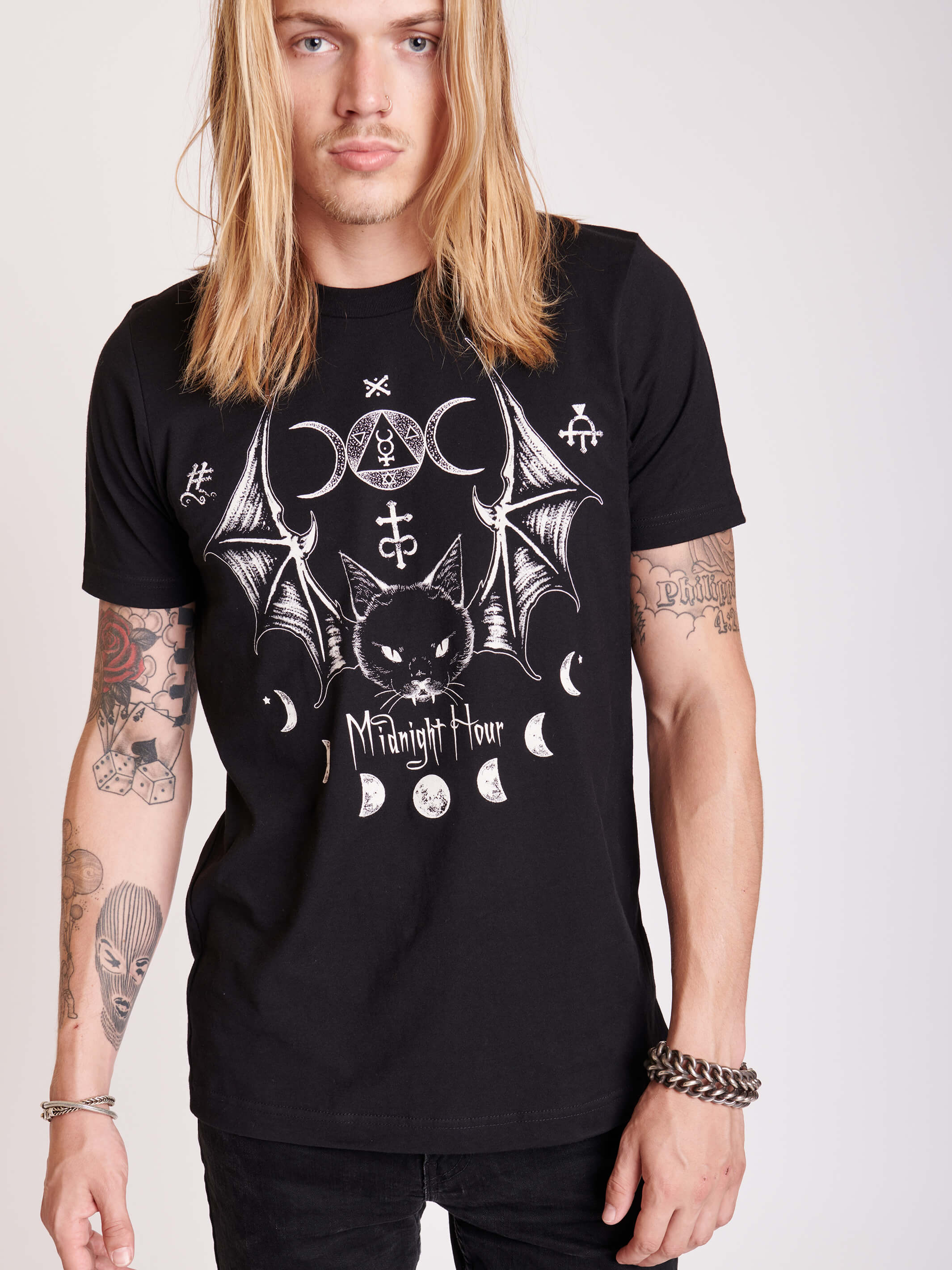 LGB bat in the moon tシャツ bat-cat-t.jpg?crop=center&