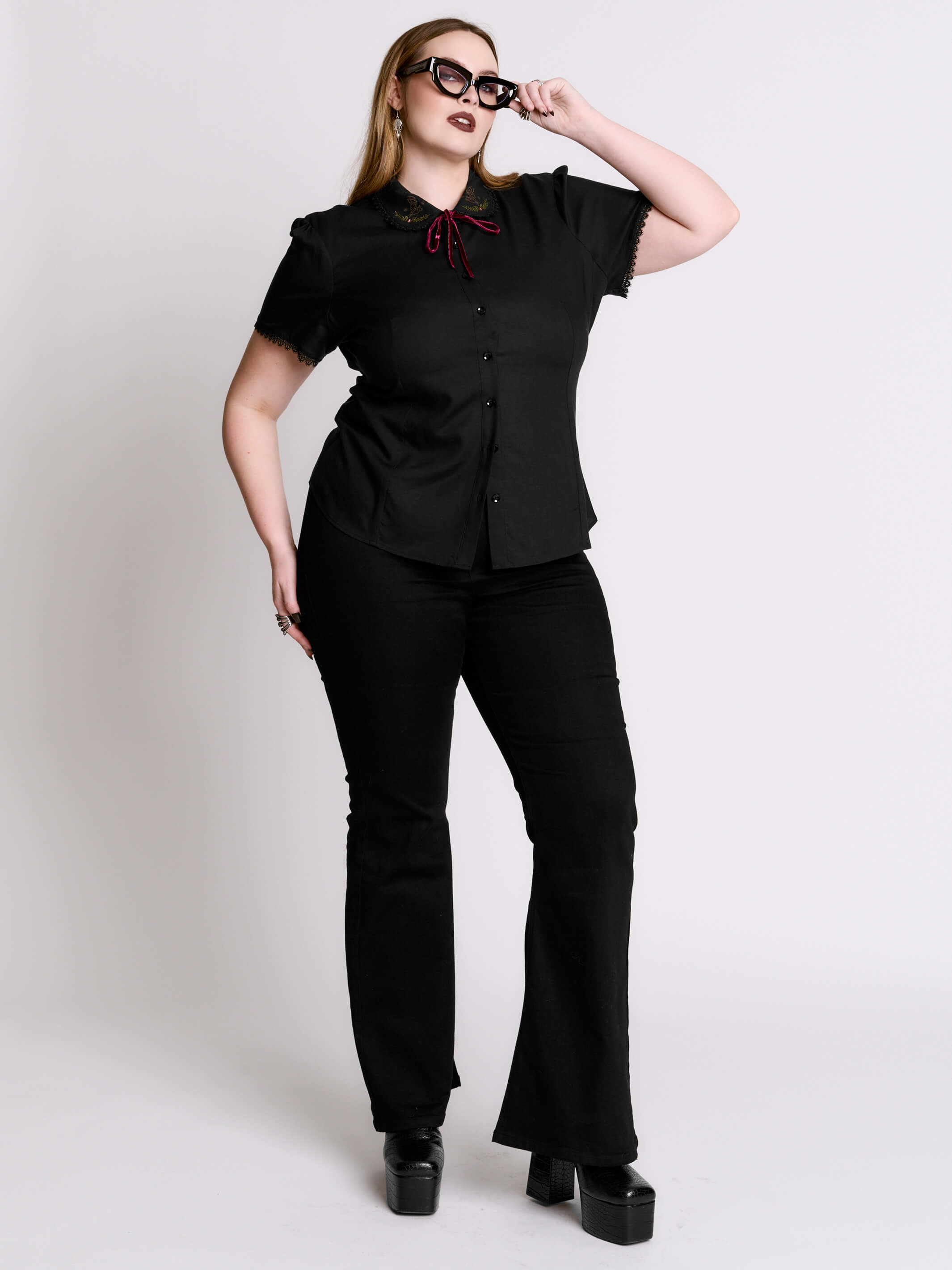 Pachman(パハマン) TWIN BUTTON BLOUSE黒（36） Bats at Work Blouse – Gothic Button-Up w/ Lace Collar & Bow by