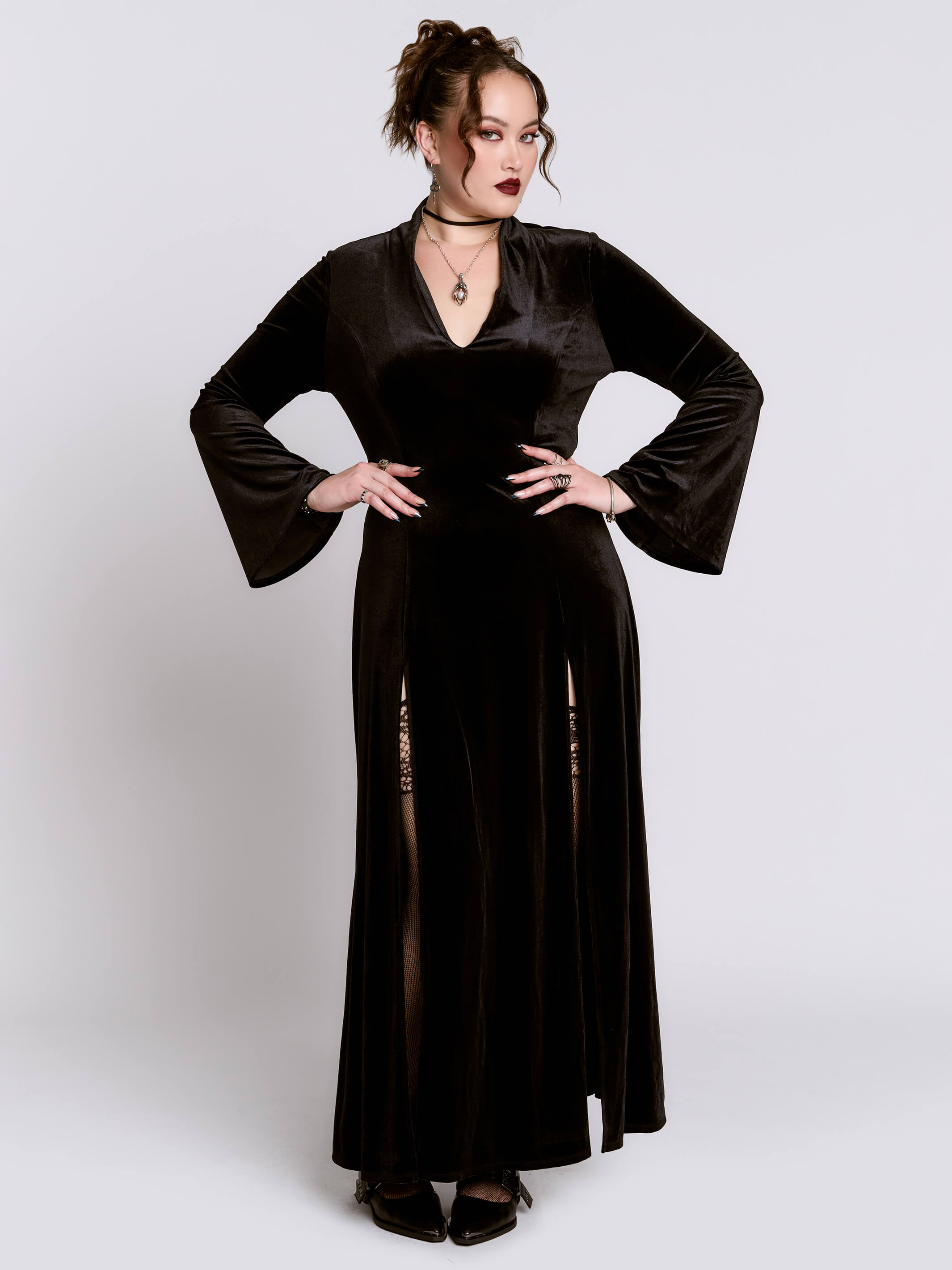 Black Lodge Velvet Dress – Midnight Hour