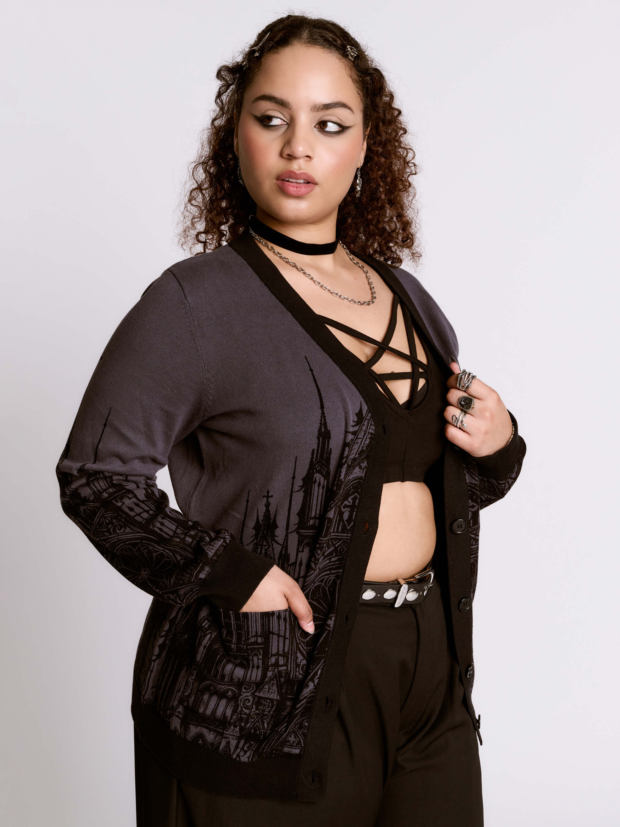 Cathedral Cardigan – Midnight Hour