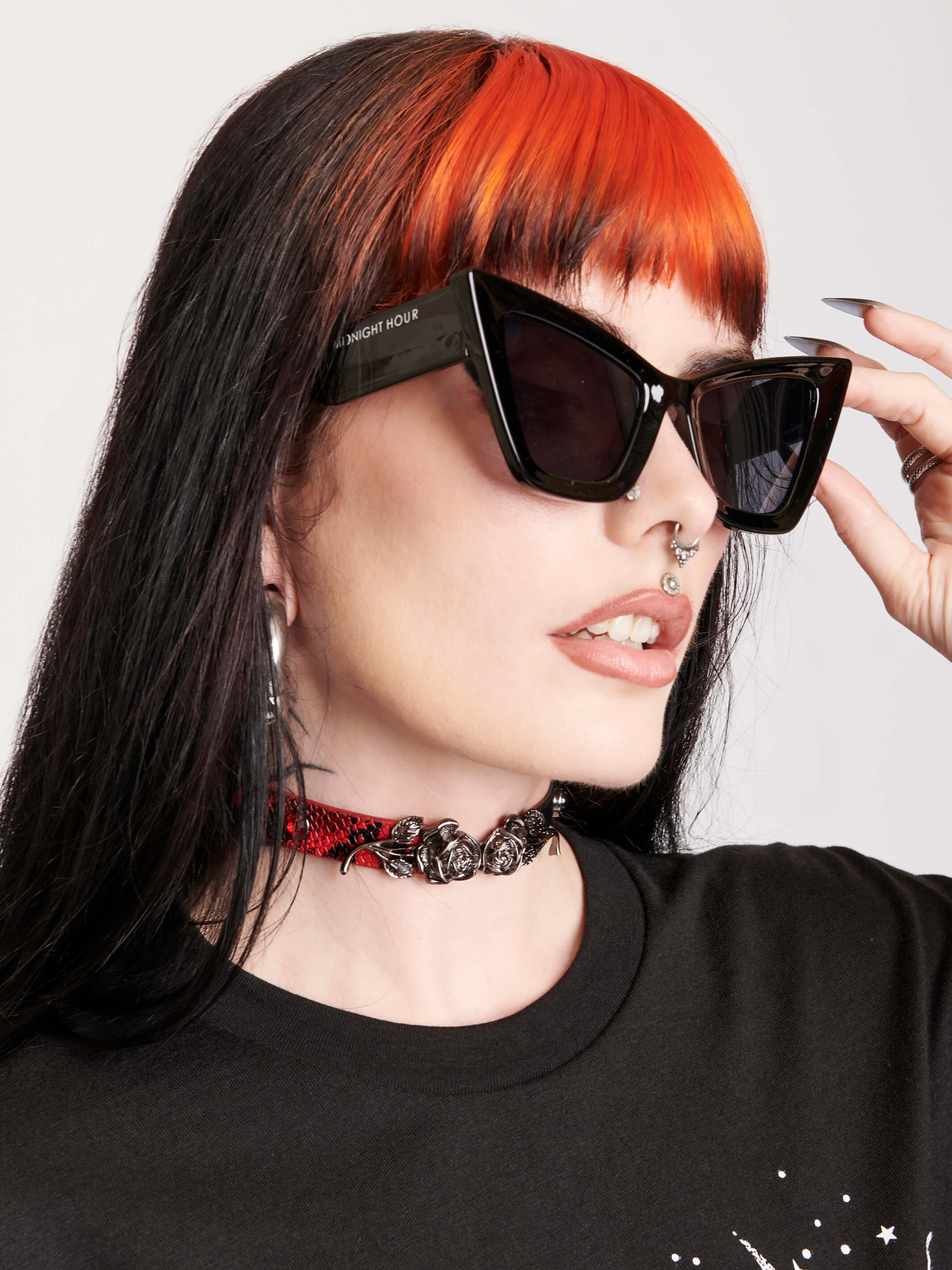 ブラックキャットアイ眼鏡　nsh Cyber Kitty Sunglasses – Midnight Hour