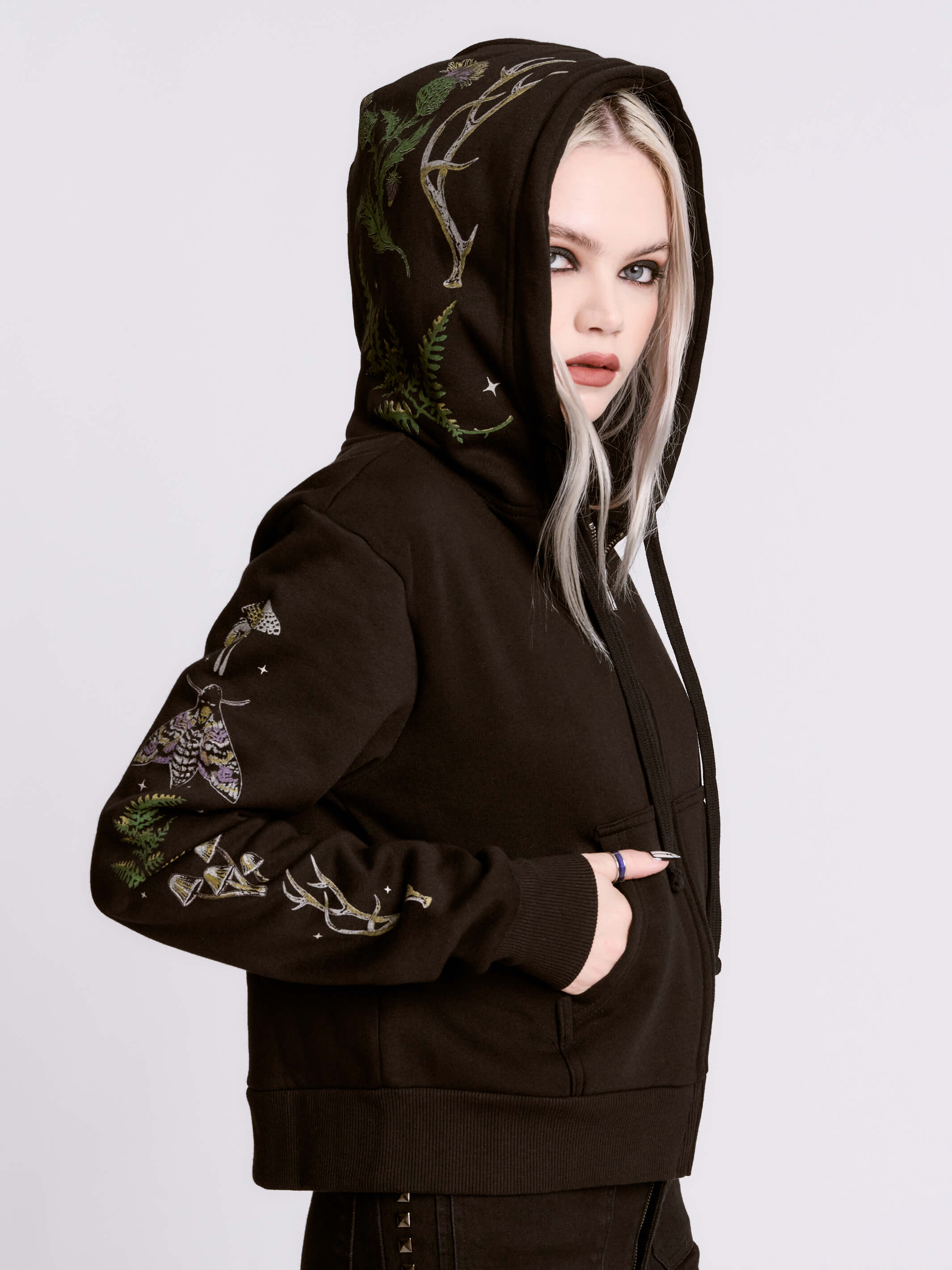 トップス custom culture witch hunt hoodie archive Cropped Forest Witch Hoodie – Midnight Hour