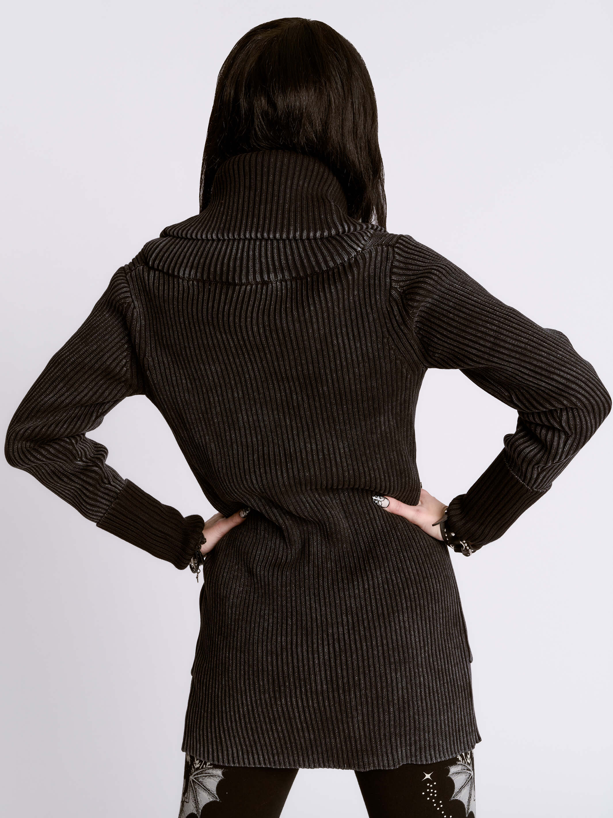 DISTRESSED RIB CARDIGAN