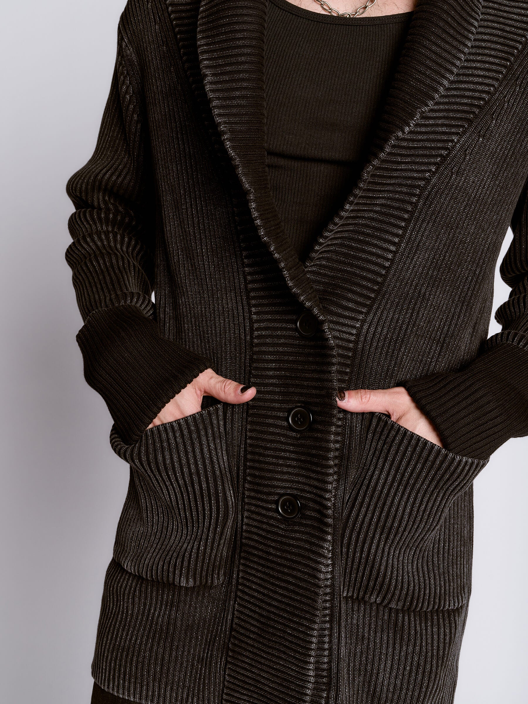 DISTRESSED RIB CARDIGAN