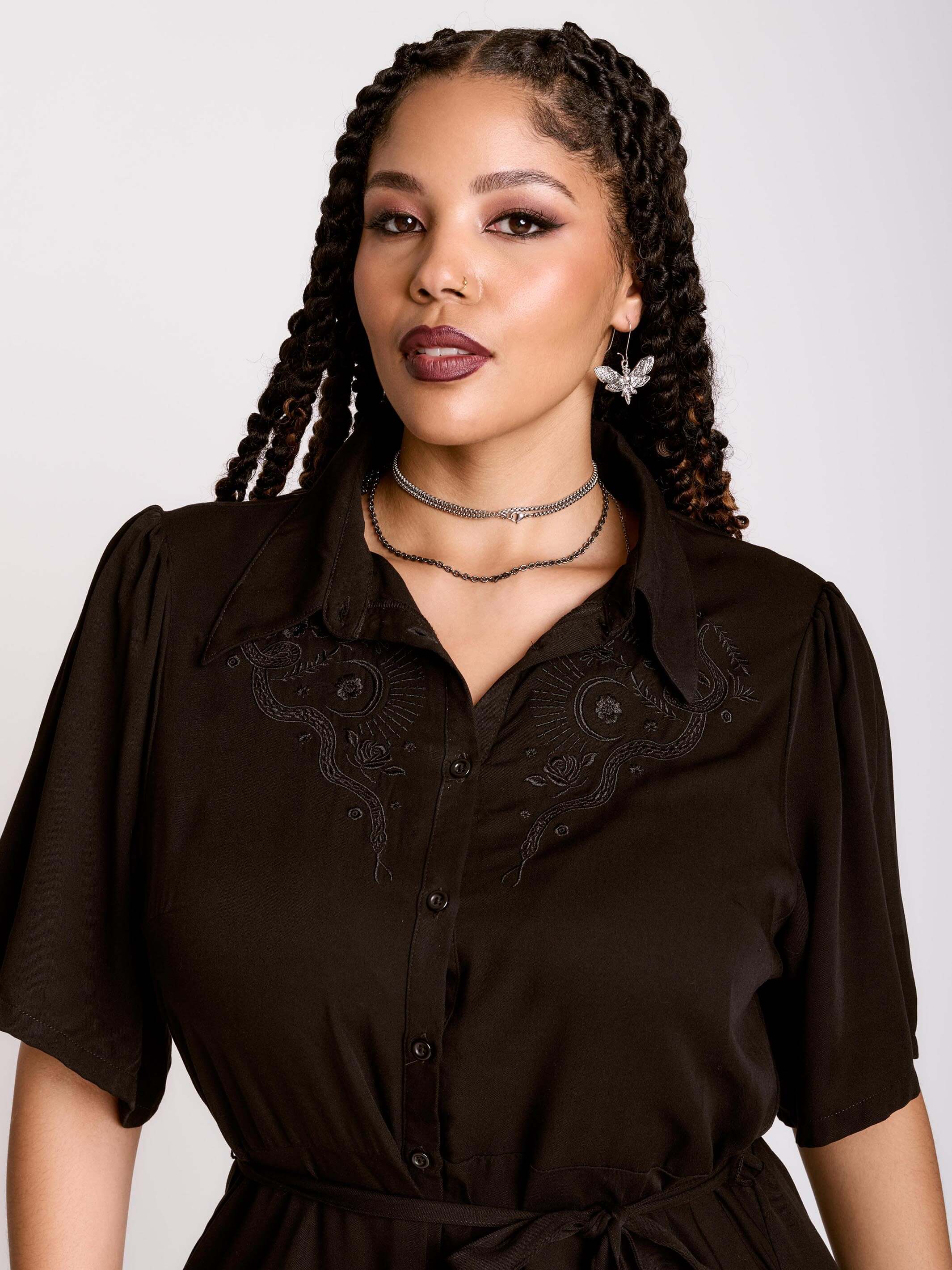 Embroidered Relics Short Sleeve Dress 3XL / Black Embroidered Relics Short Sleeve Dress 3XL / Black