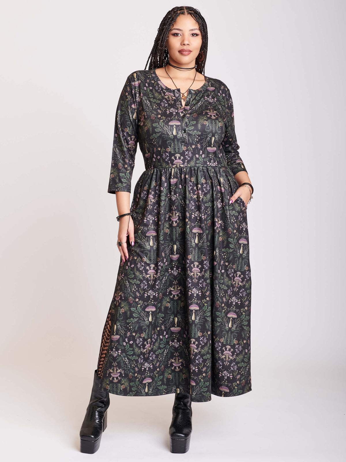 henley dress withpockets and all over forset print