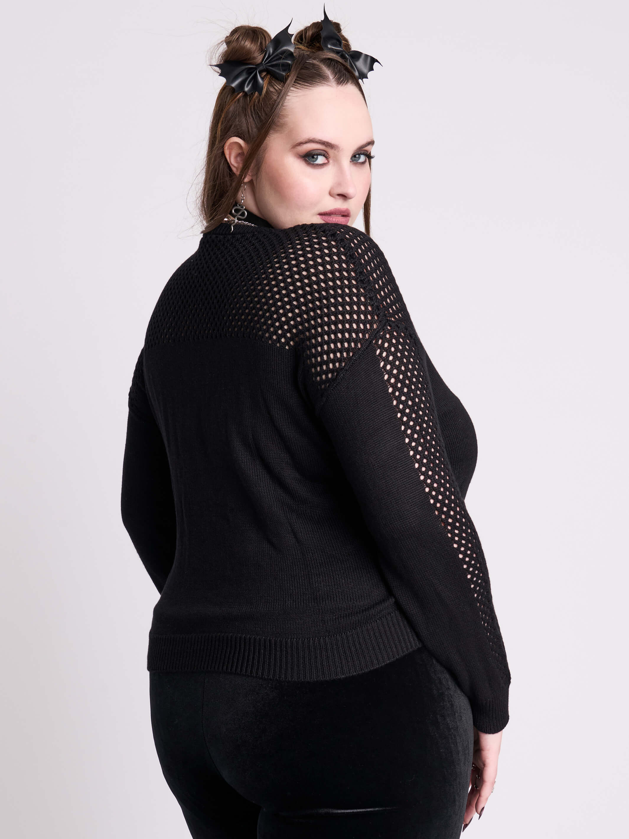 Fishnet Sweater – Midnight Hour