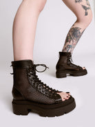 Fishnet Spring Boot