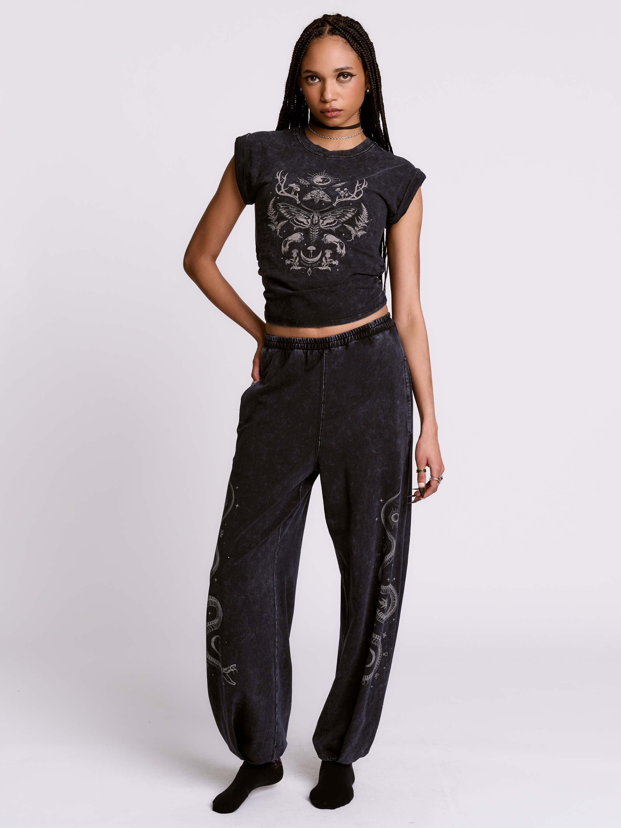 FOREST WITCH MINERAL WASH BABY TEE