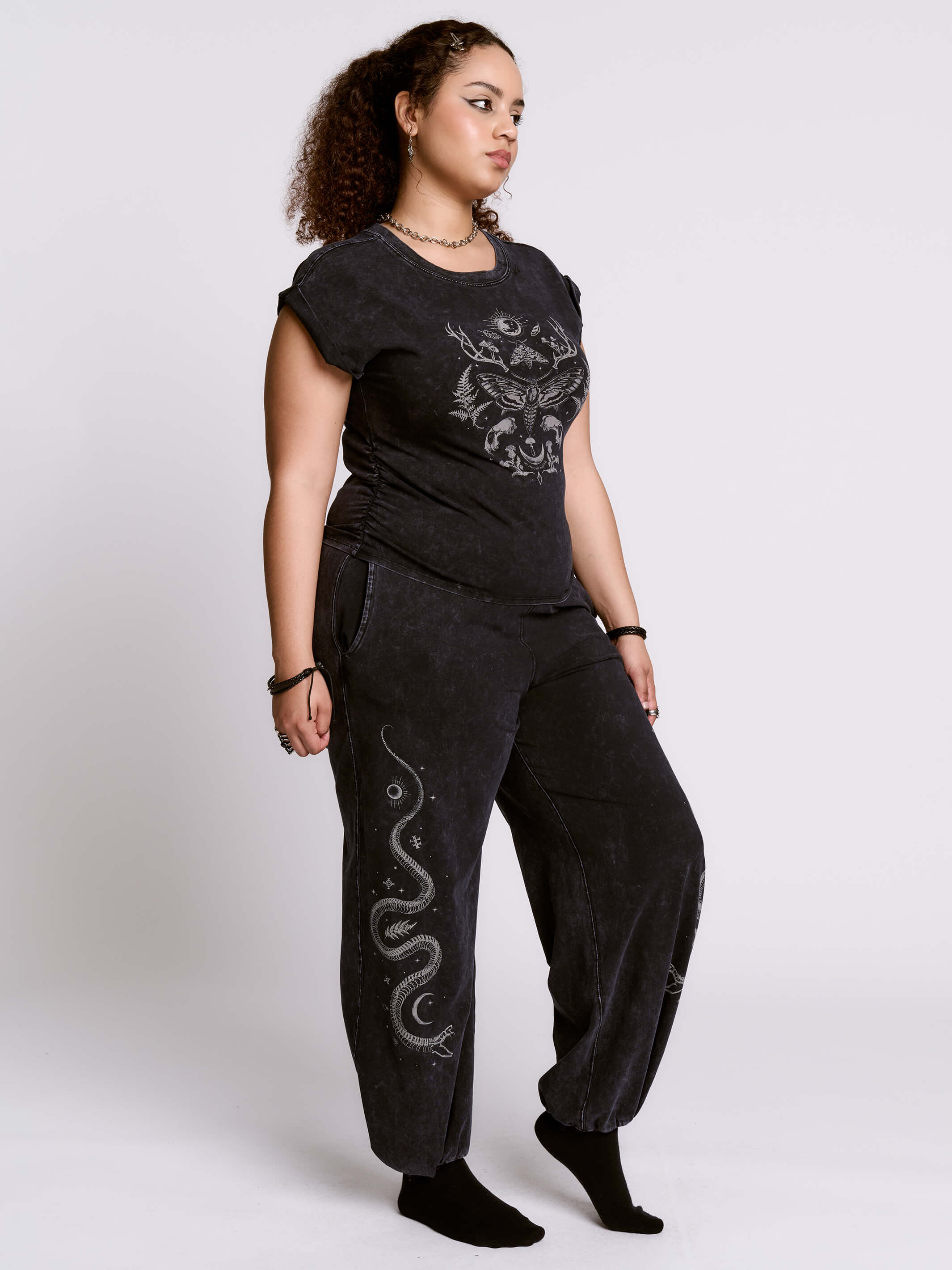 ウェア woolrich SWEAT PANTS WJTR0070 Forest Witch Mineral Wash Lounge Pants – Midnight Hour
