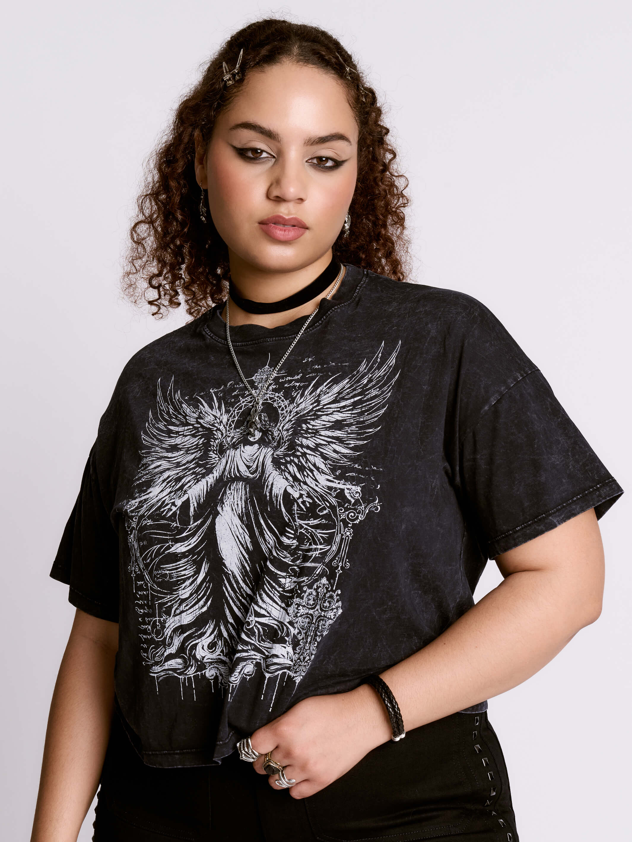 Plus Size T-Shirts – Midnight Hour