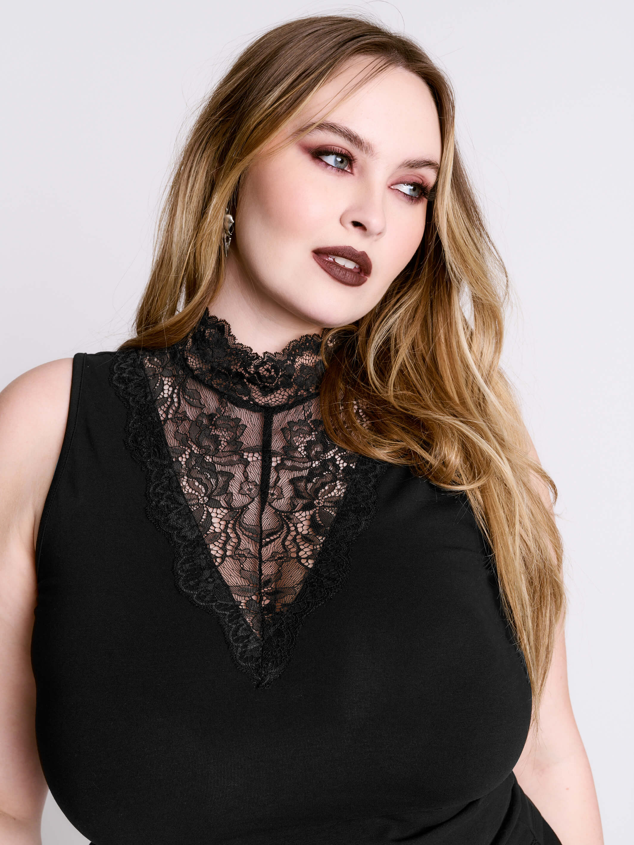 Black Lace Top – Midnight Hour