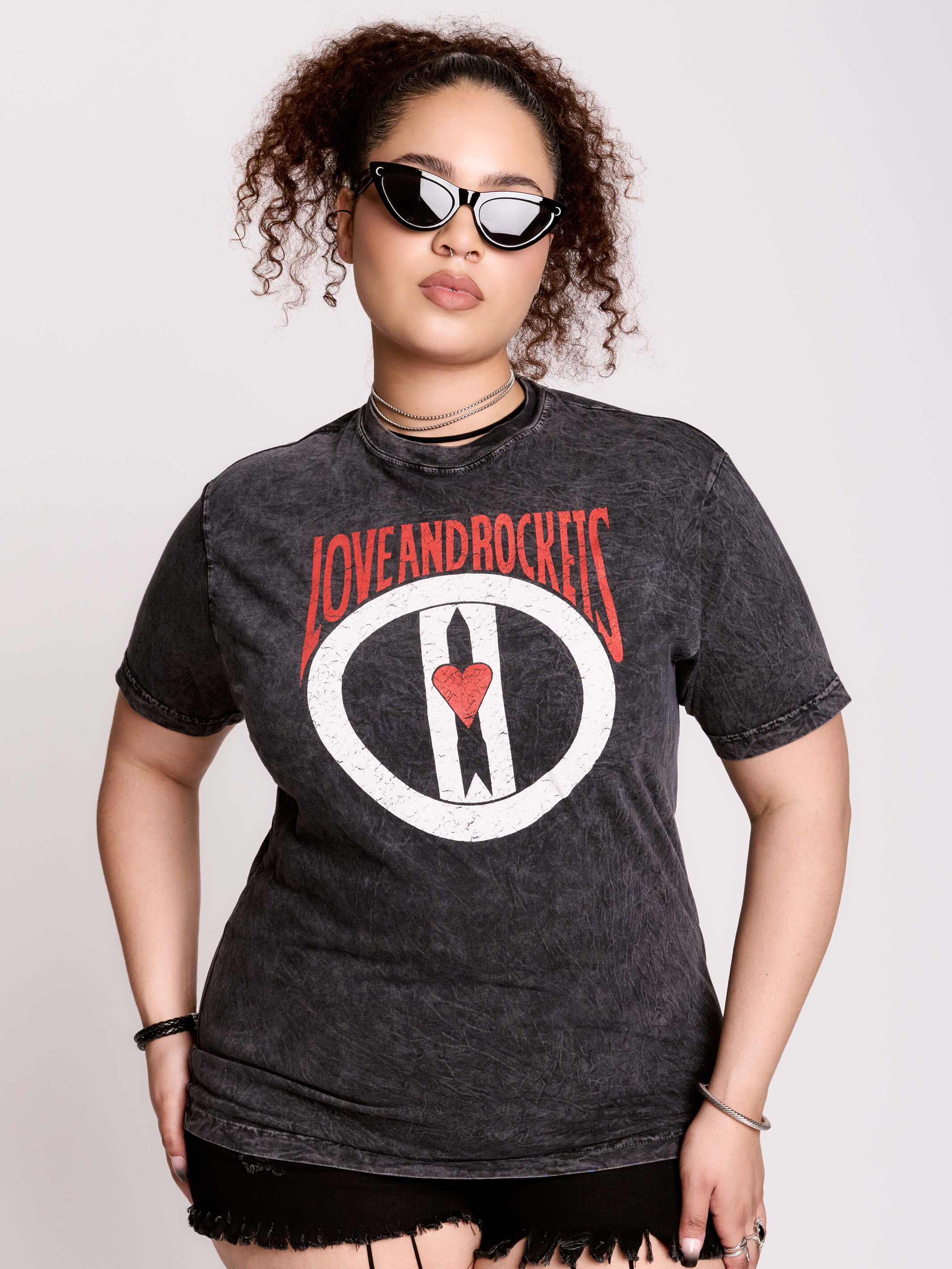 Love and Rockets Express T-Shirt by Midnight Hour– Officially