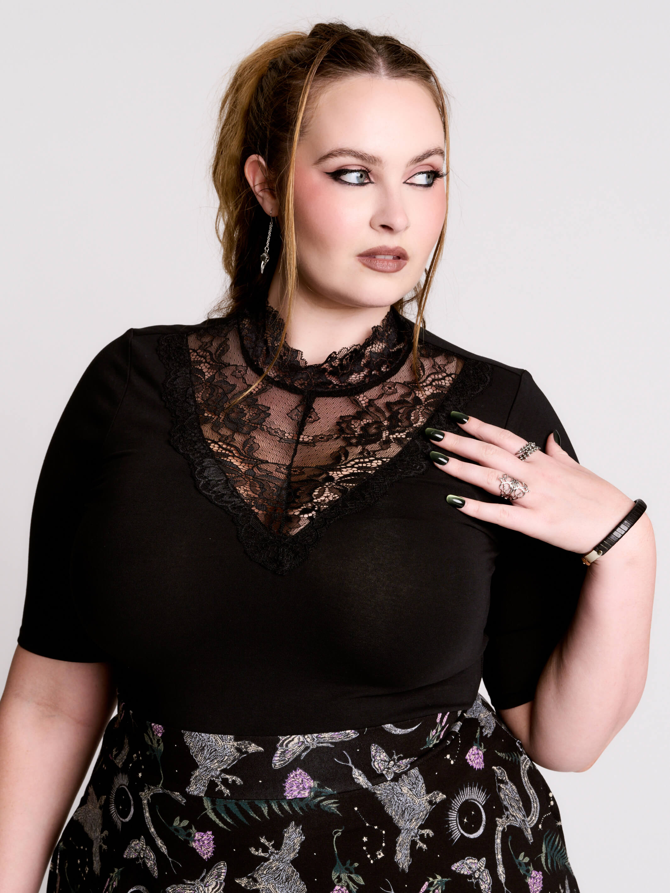 トップス hooked vintage lace tops Victorian Lace Yoke Top by Midnight Hour – Black Mock Neck Gothic