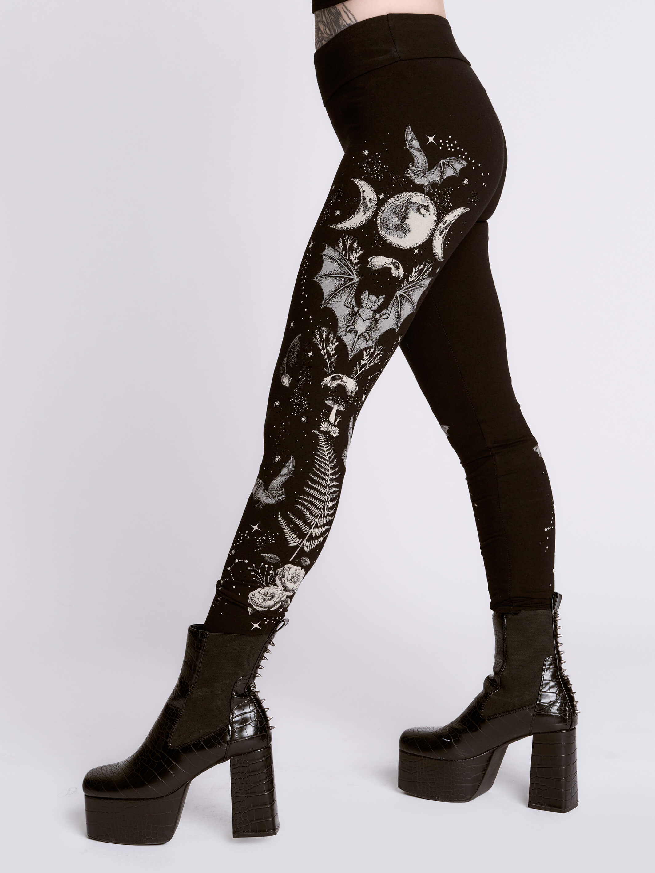 Bat Bouquet Legging