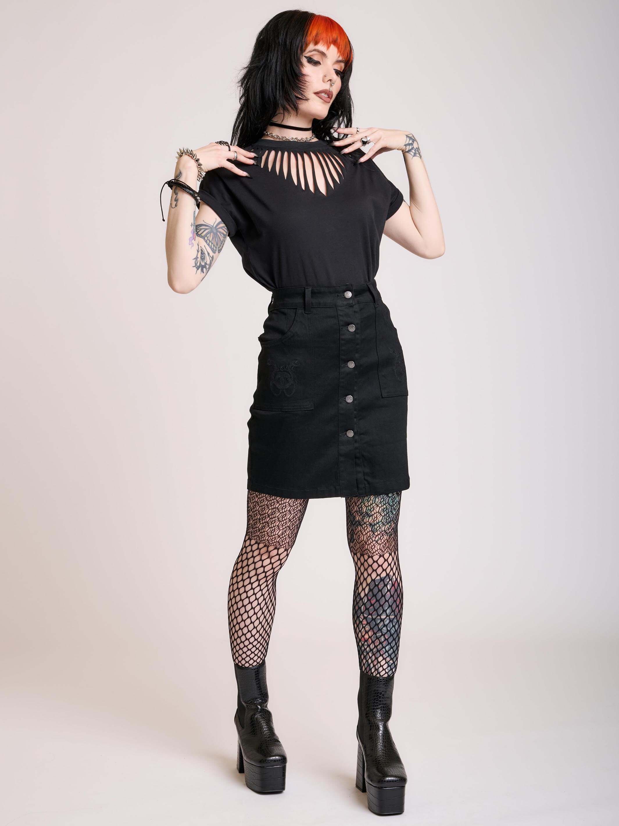 meltthelady gothic T-shirt ブラック Afrocentric Gothic T-Shirt | Melanated Culture Club Gothic Tee Shirt
