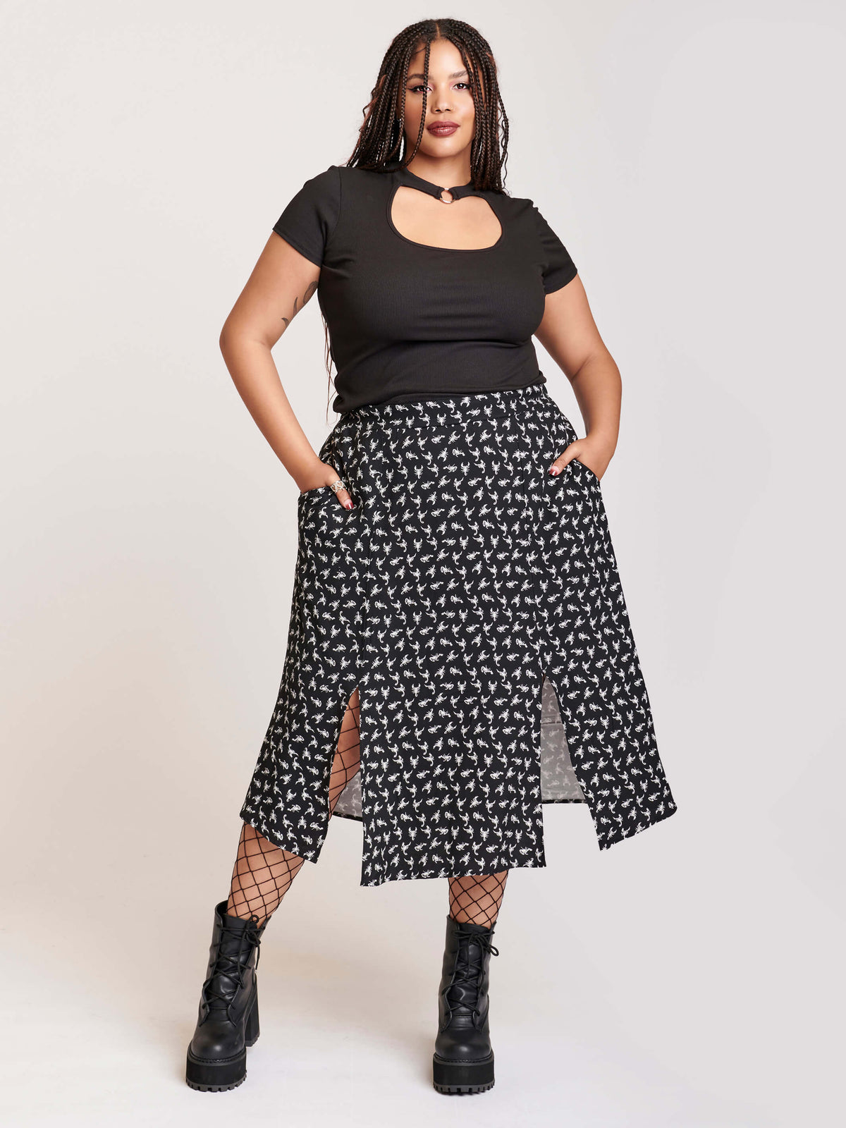 mid length skirt with scorpion print