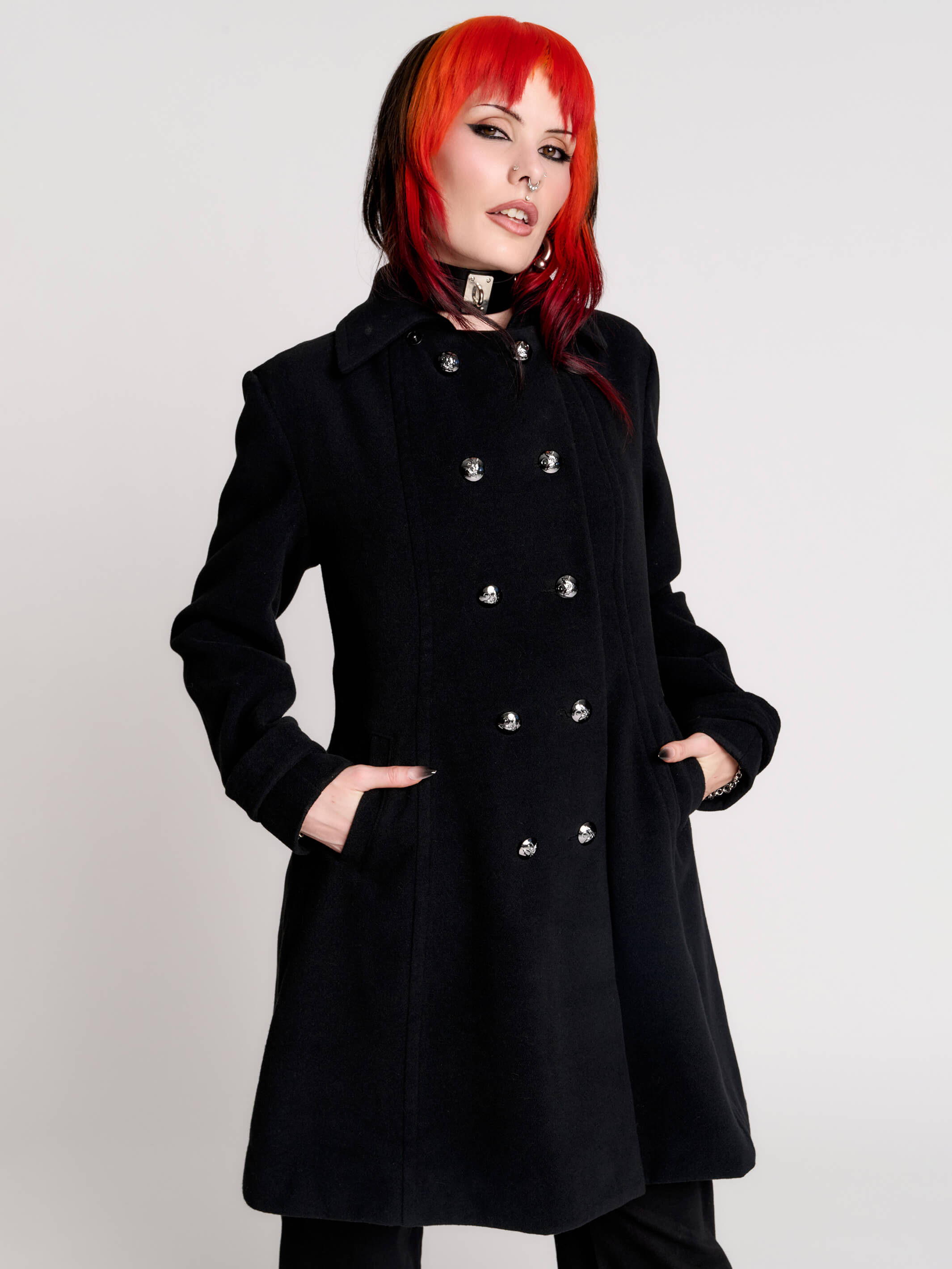Serpent Cape Peacoat by Midnight Hour – Gothic Black Skull-Button