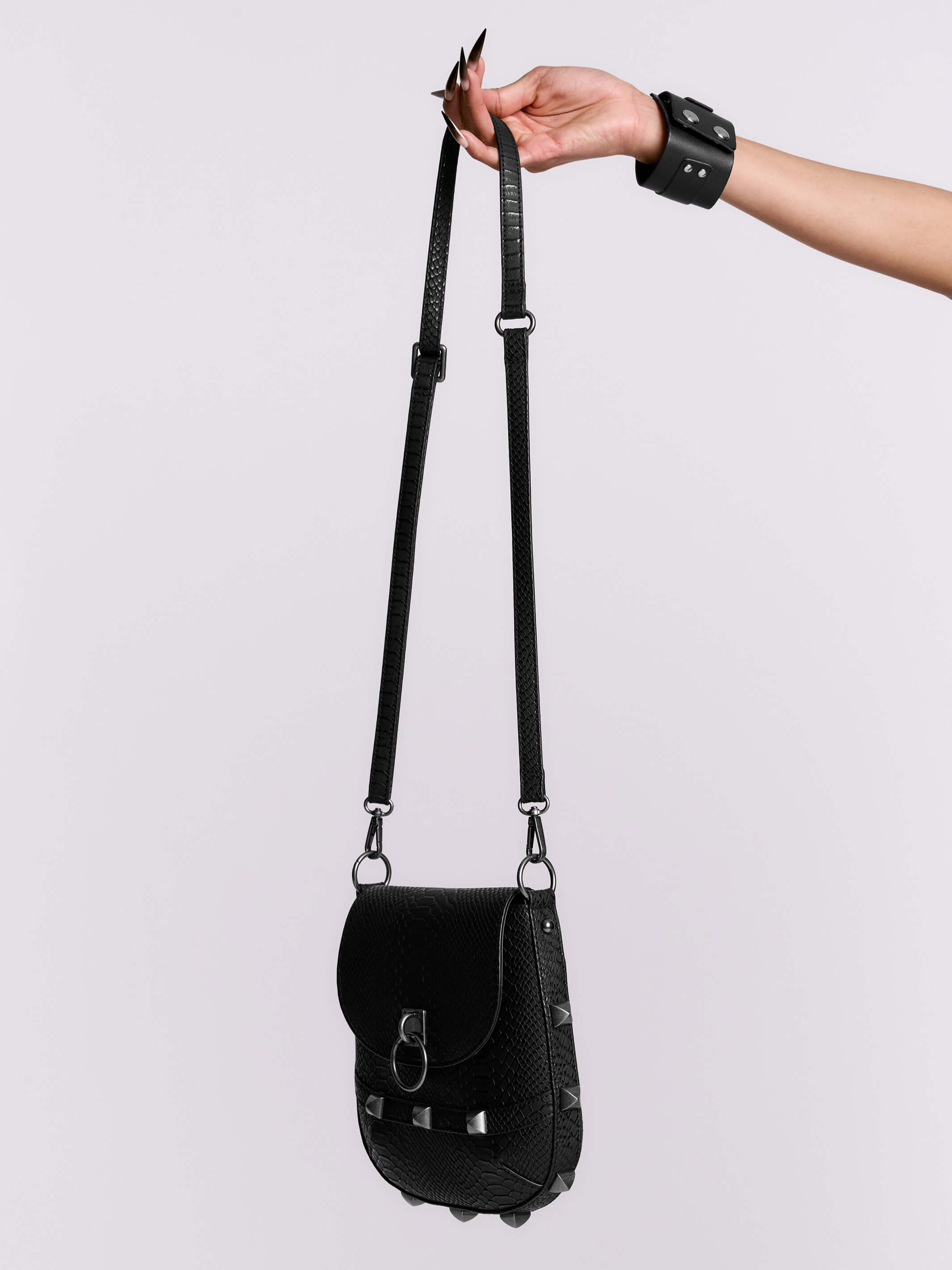 Serpent Handbag – Midnight Hour