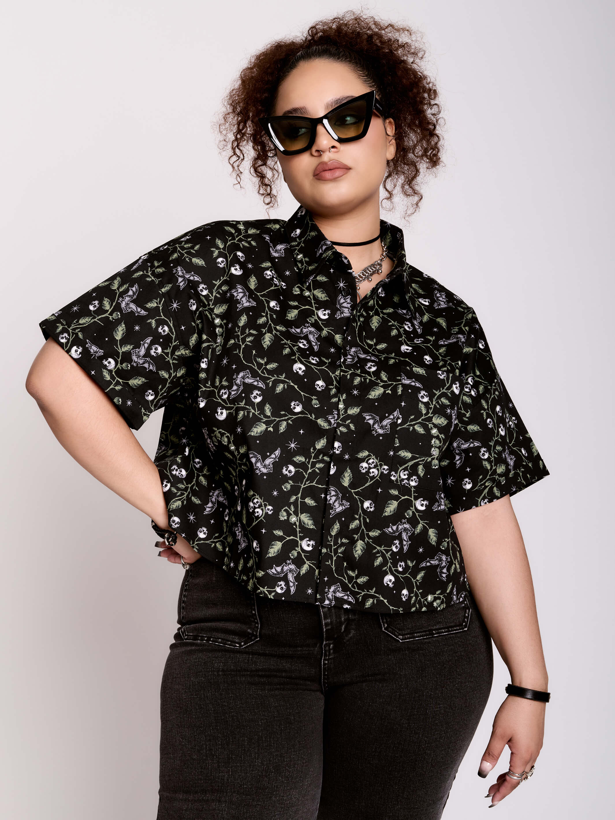Skull Ivy Cropped Shirt