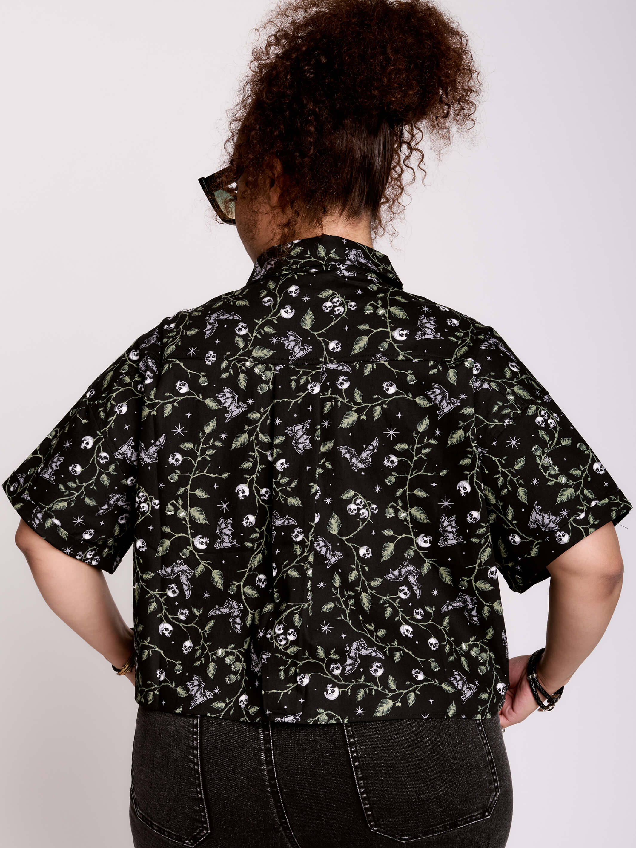 Skull Ivy Cropped Shirt by Midnighth Hour | Goth Button-Up Top