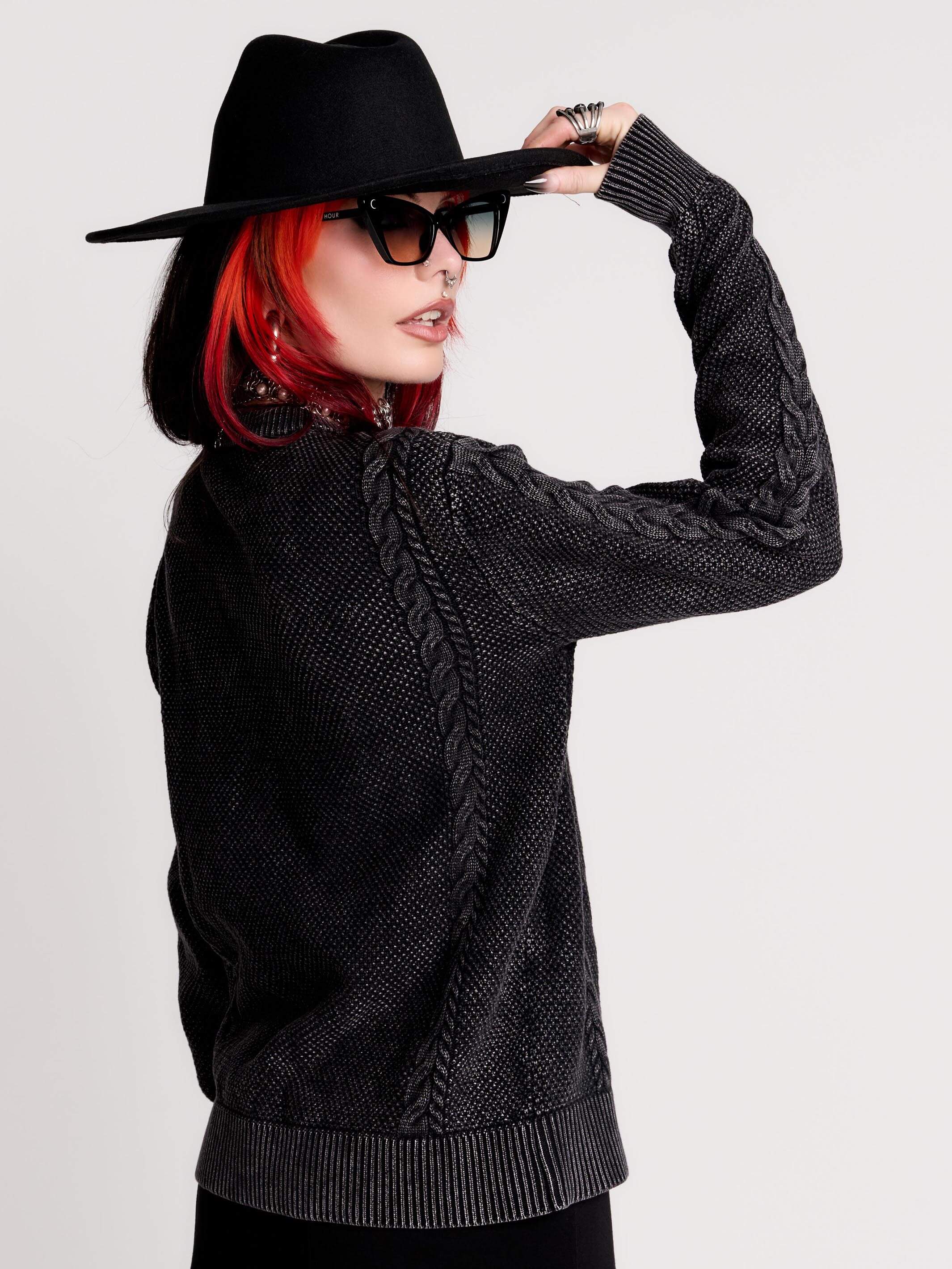 DimMoire Skullニットベスト Skull Sweater by Midnight Hour – Black Gothic Cotton Cable Knit