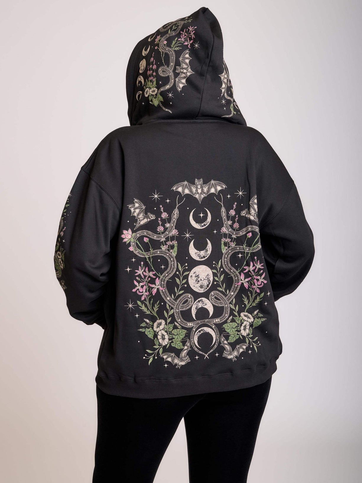 SLIM FIT ROUND NECK T-SHIRT MIDNIGHT MOON HOUSE