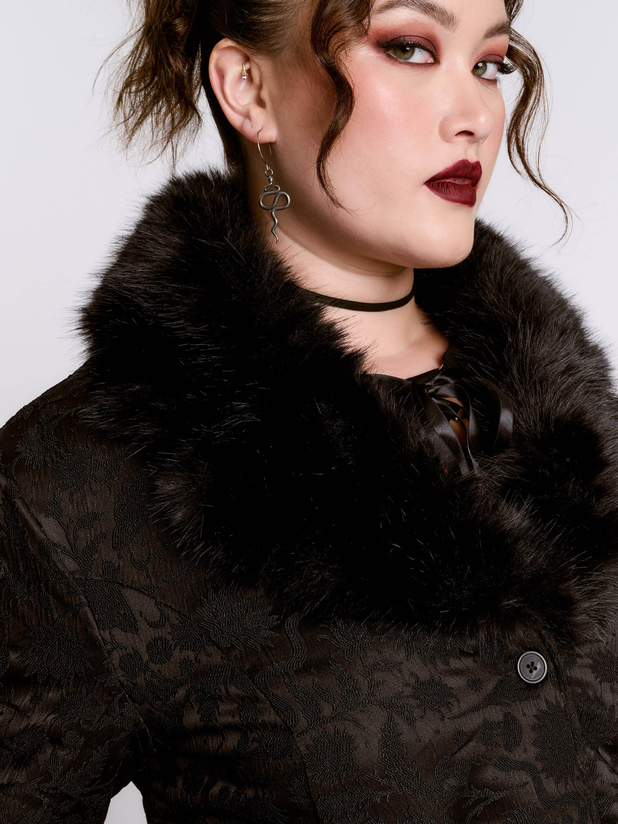 Svetlana Brocade Coat – Midnight Hour