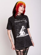 TONES AND TAIL VAMPIRE T-SHIRT