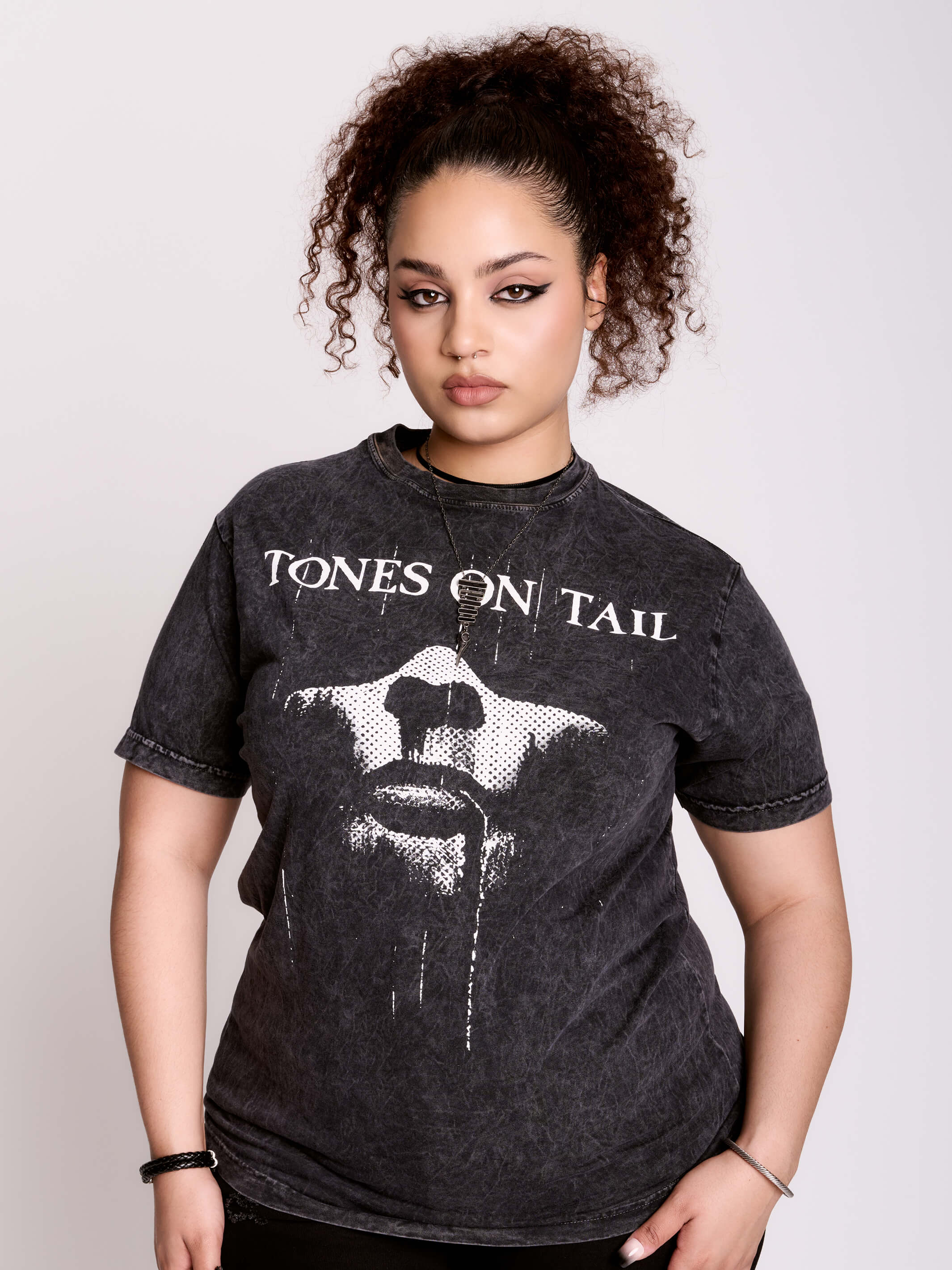 Plus Size T-Shirts – Midnight Hour