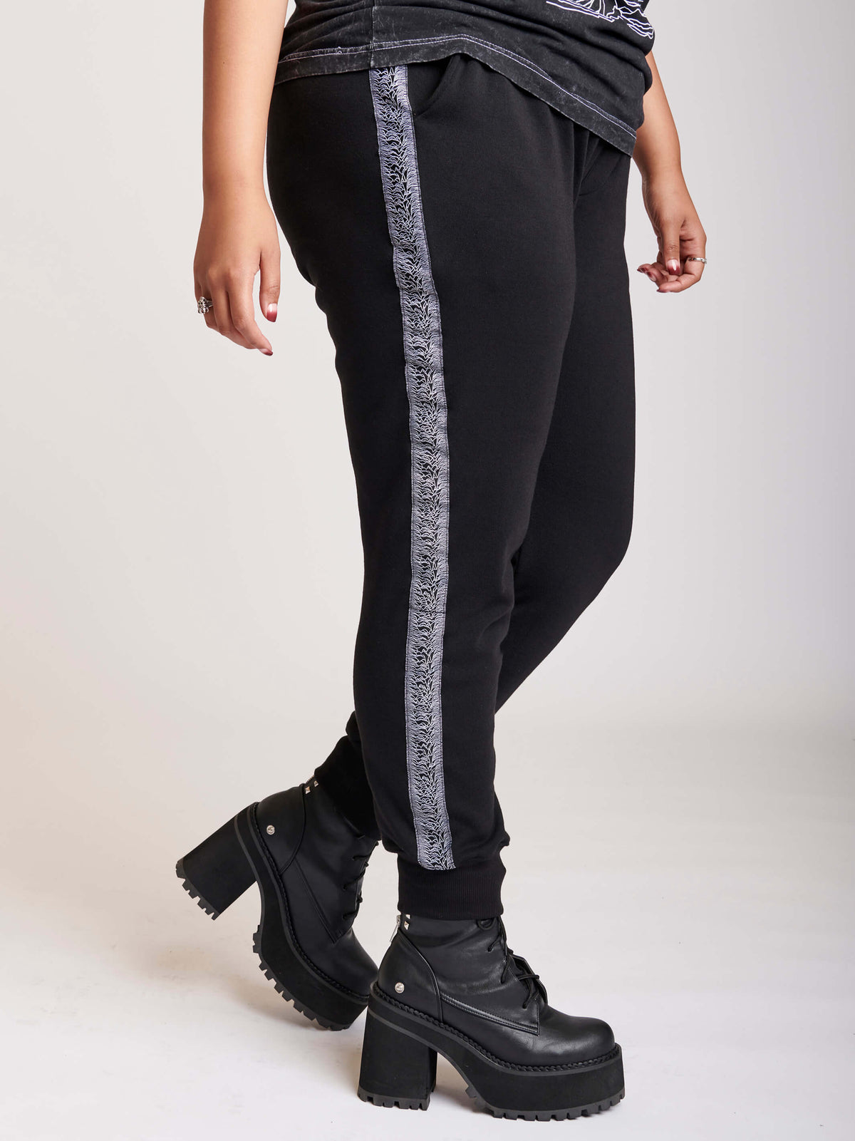BLACK JOGGER WITH CUSTOM SIDE TAPE DETAIL