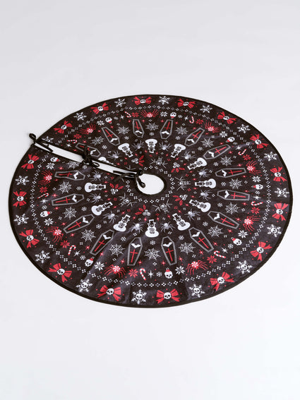 a circular christmas tree skirt