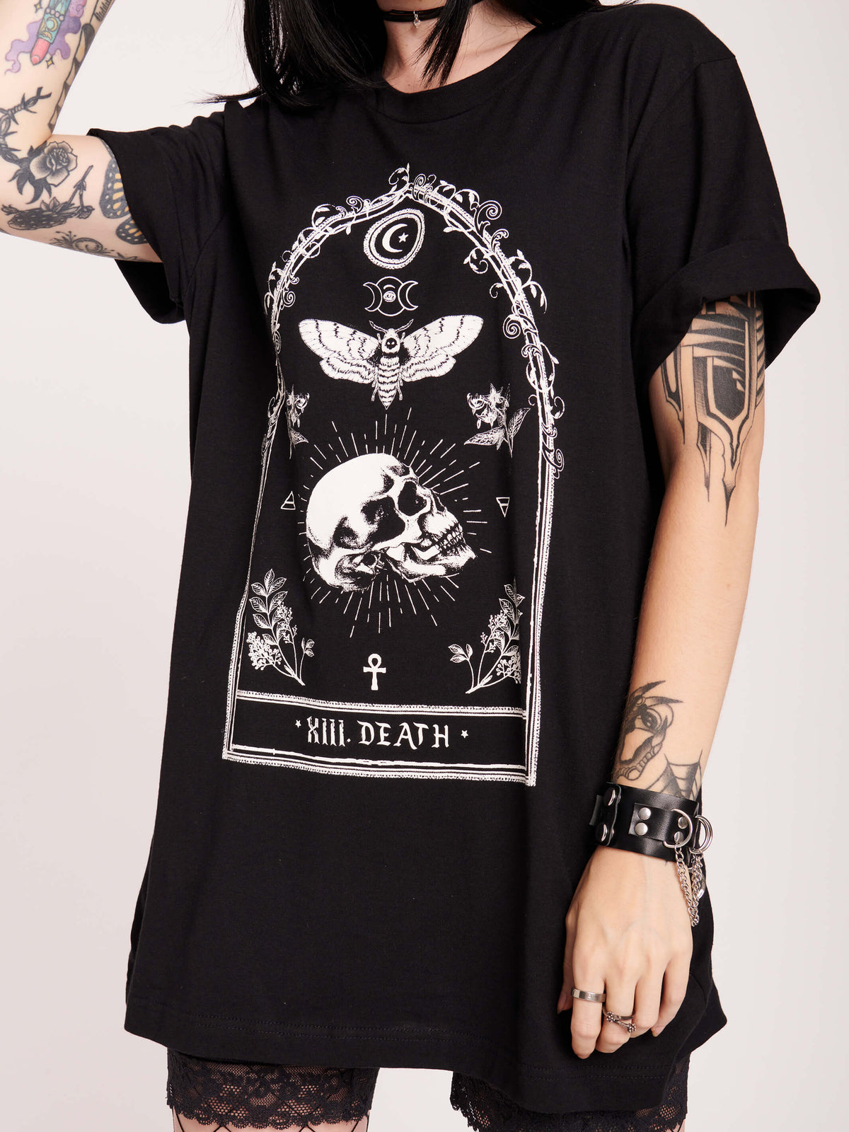Skull Tarot card t-shirt. 