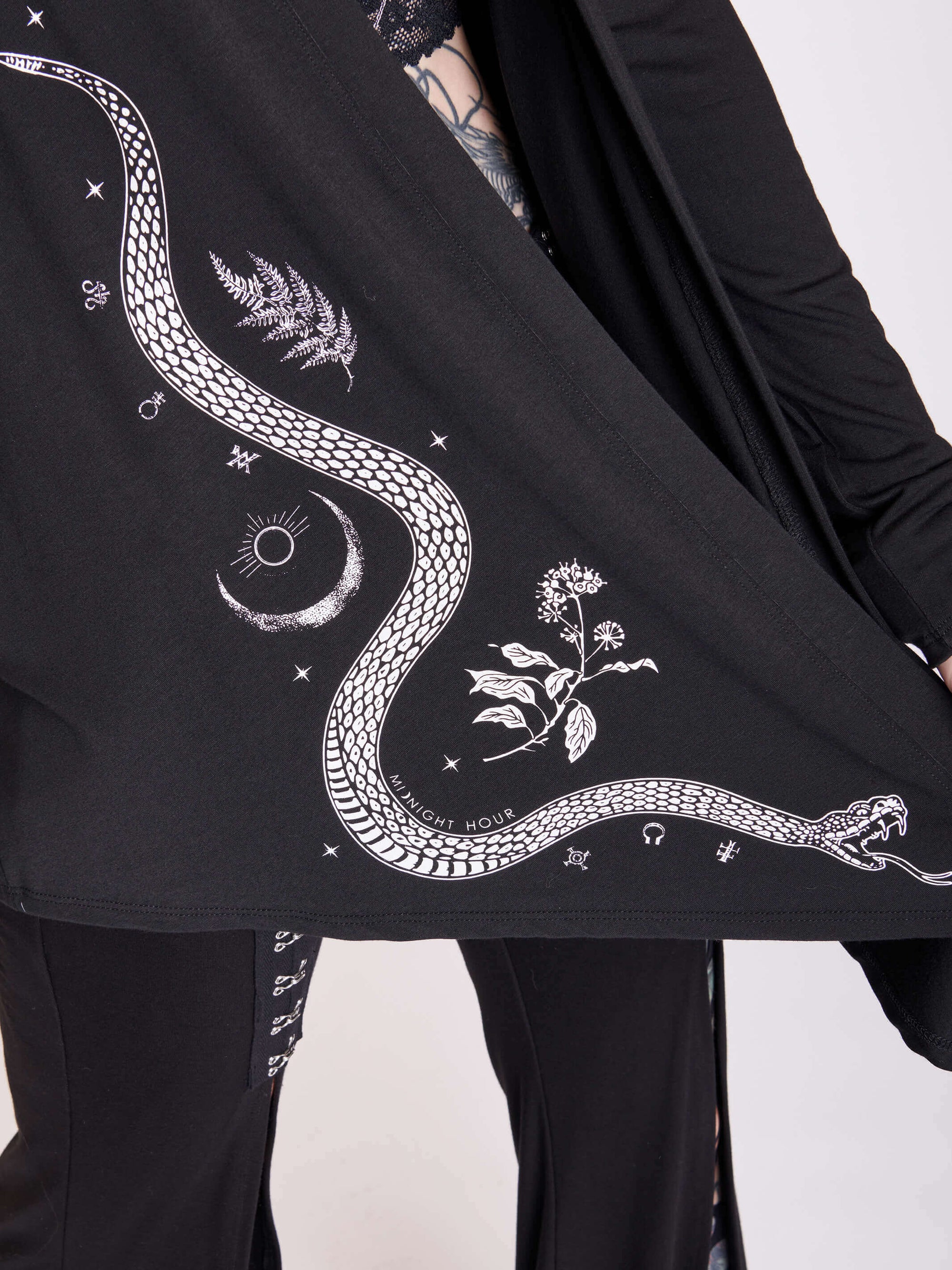 bLACK CARDIGAN WITH SERPENT GRAPHICS