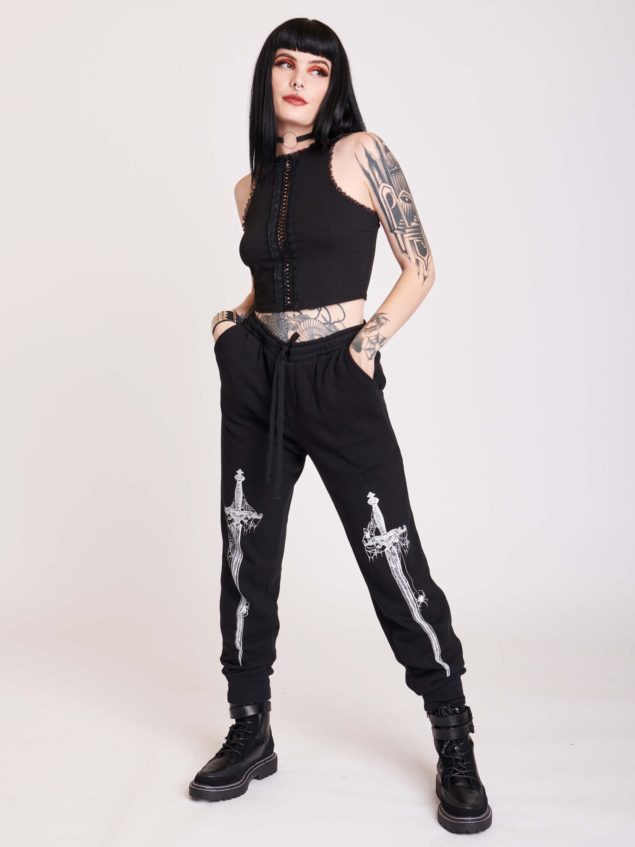 Dagger sword Jogger – Midnight Hour