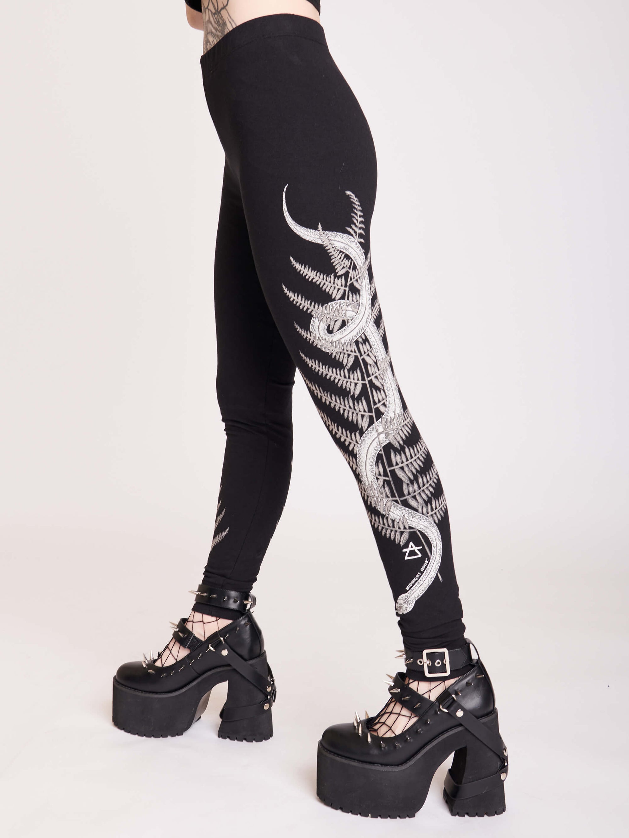 Gothic witchy legging with snake and fern